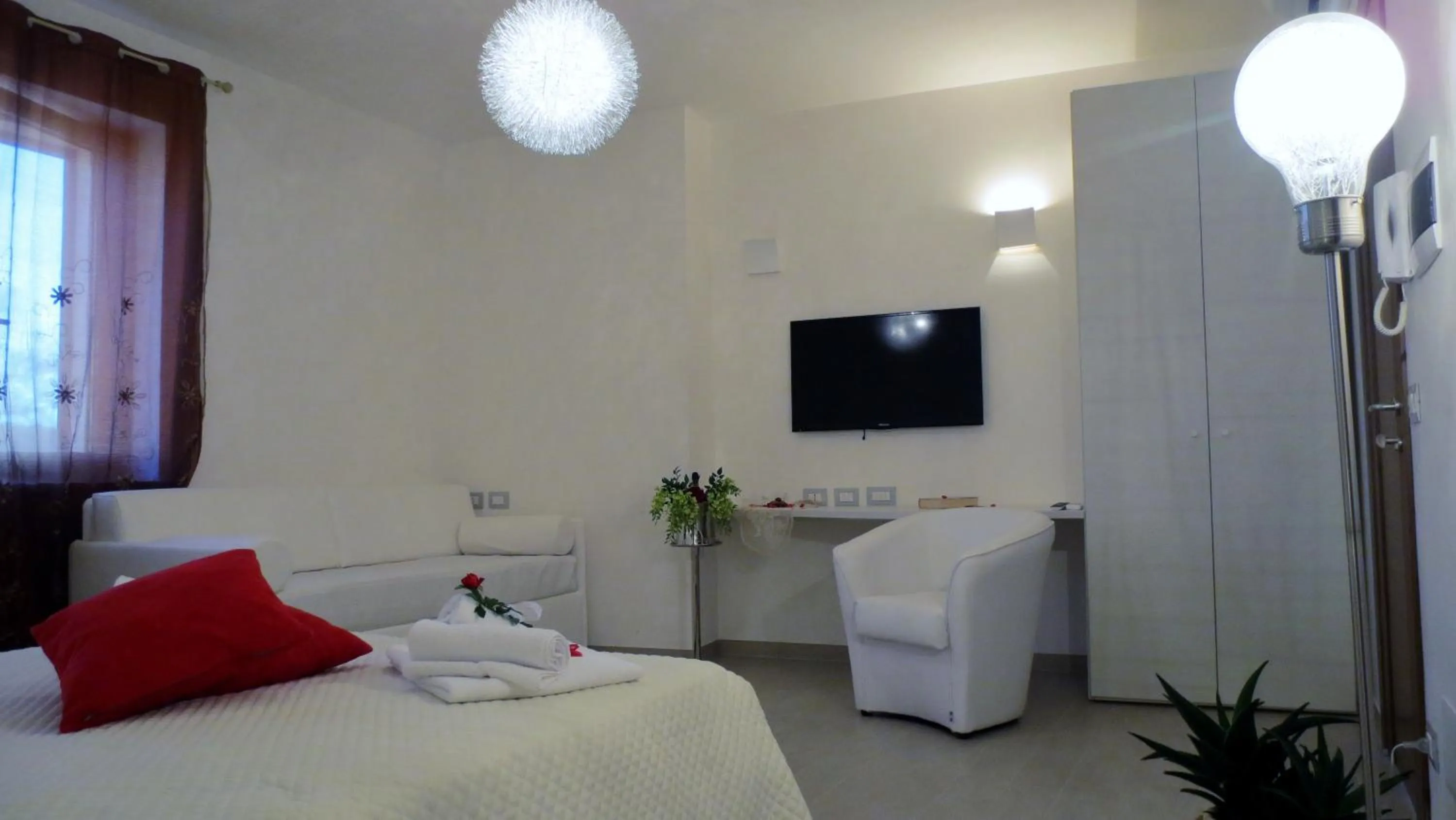 Photo of the whole room, Bed in Masseria Corte Masseriola