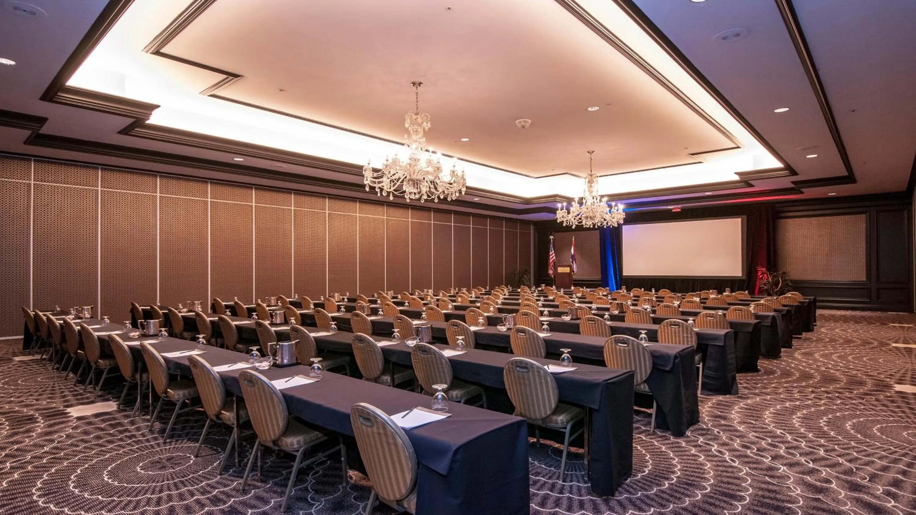 Meeting/conference room in InterContinental Kansas City at the Plaza by IHG