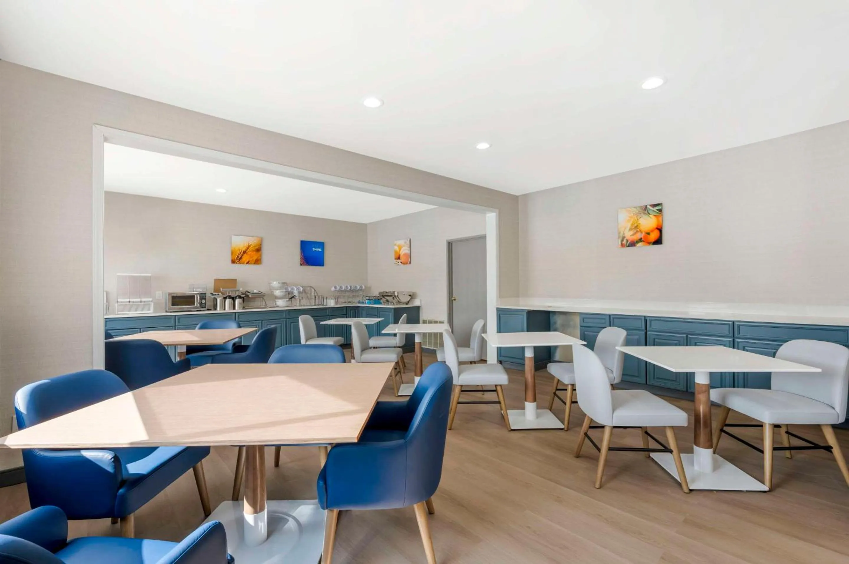 Breakfast in Comfort Inn Kendallville East