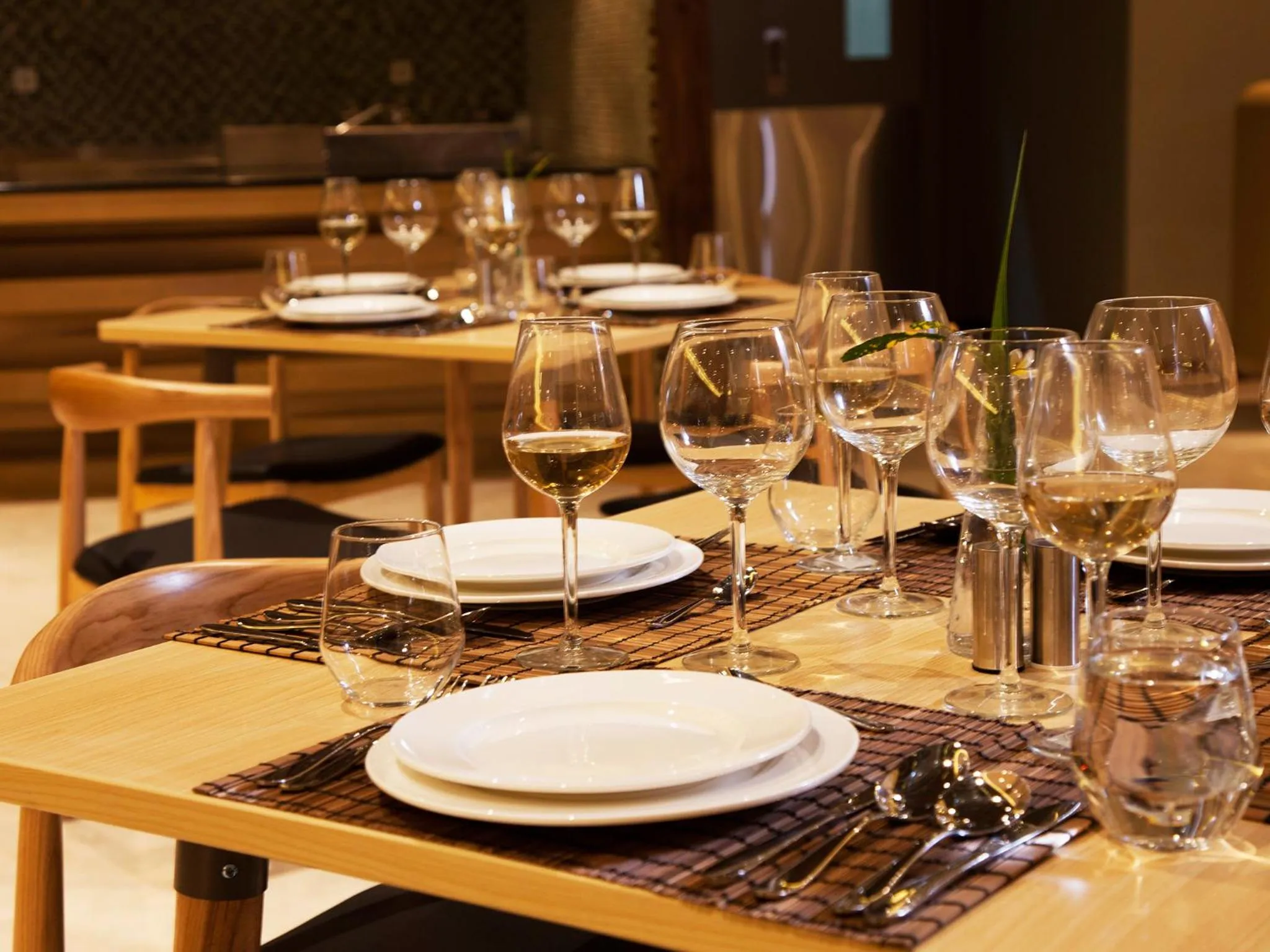 Restaurant/places to eat in Gammara Hotel Makassar