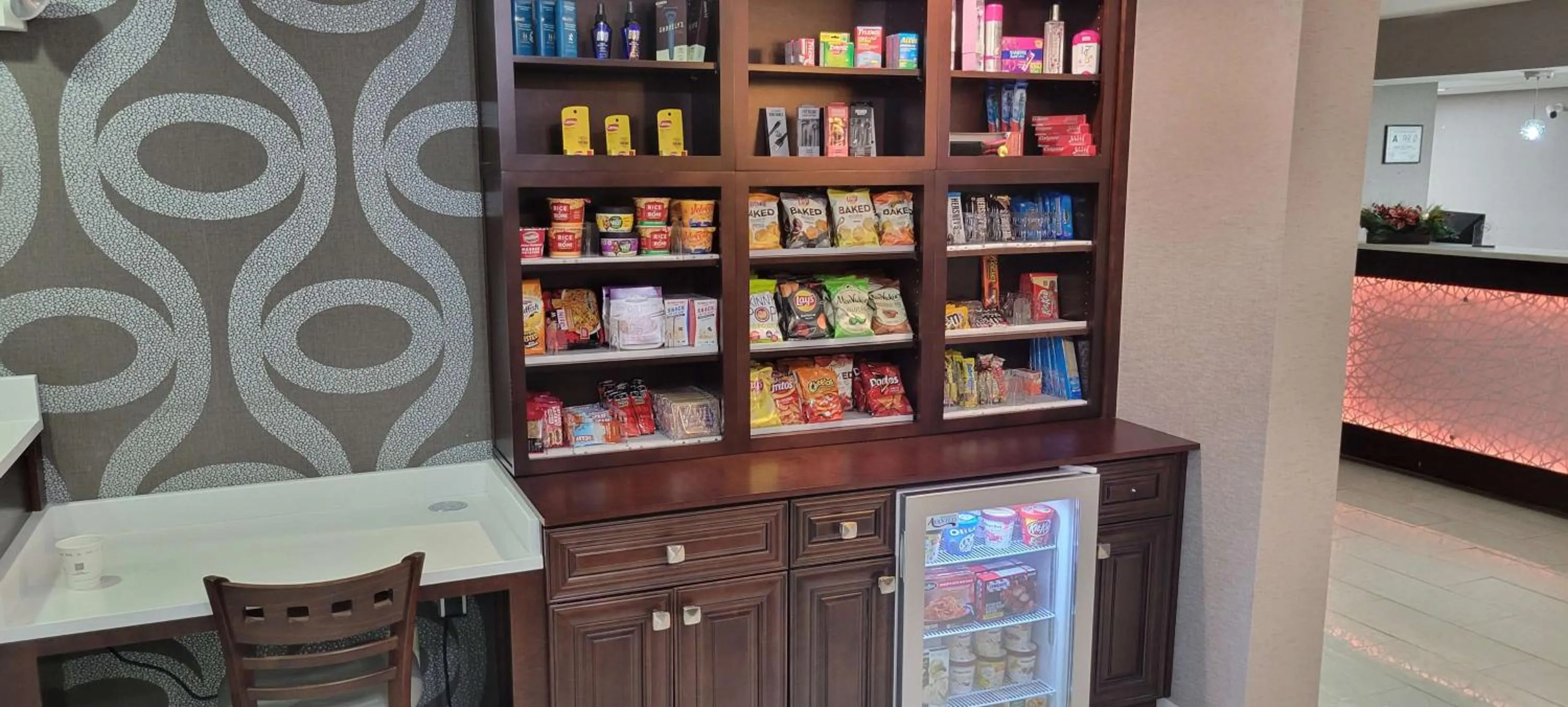 Property building in Holiday Inn Express Kernersville