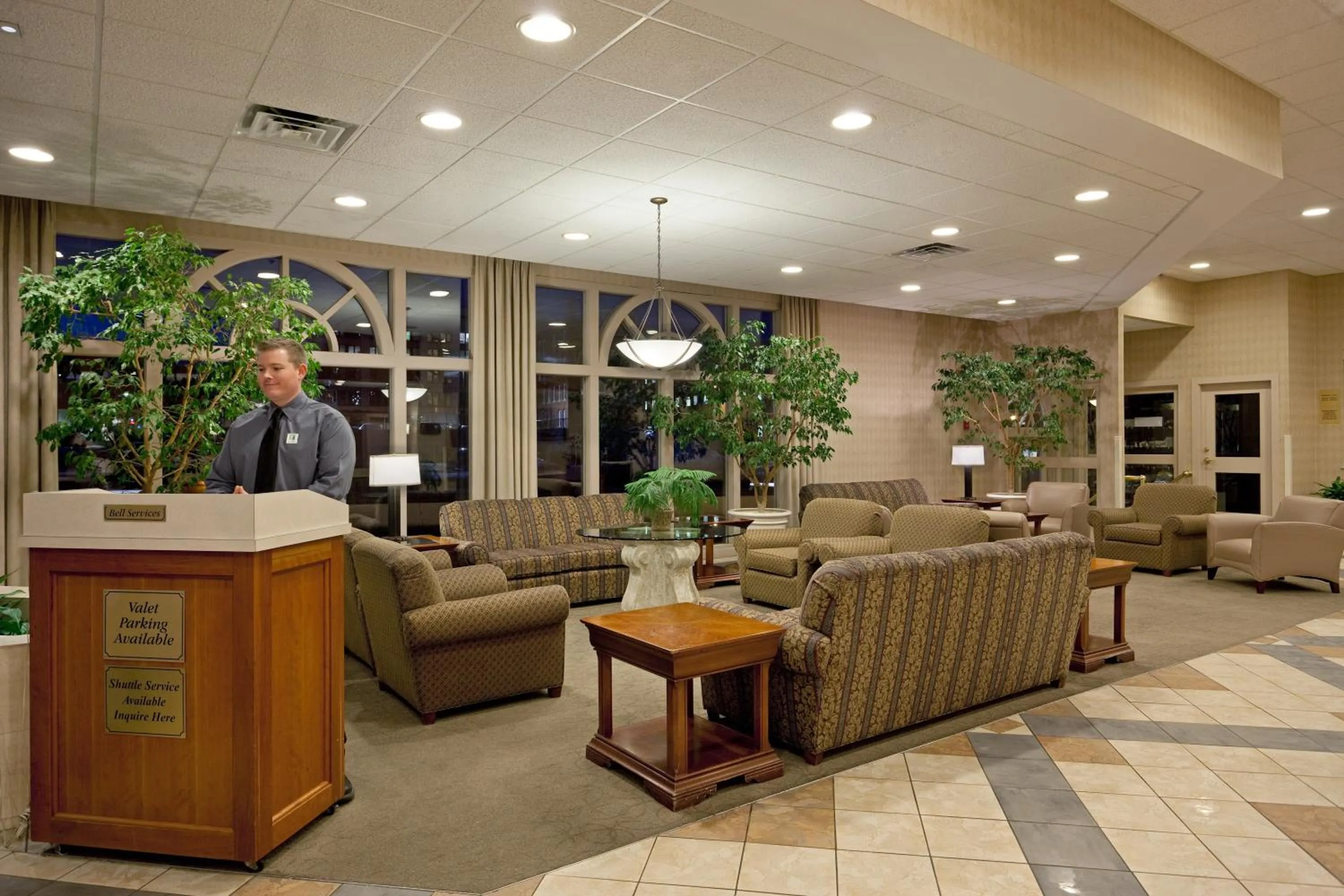 Lobby or reception in Holiday Inn Portland-By the Bay by IHG
