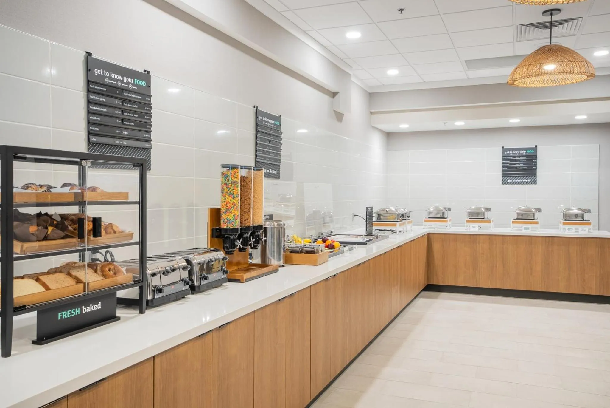 Restaurant/places to eat in Holiday Inn Portland-By the Bay by IHG