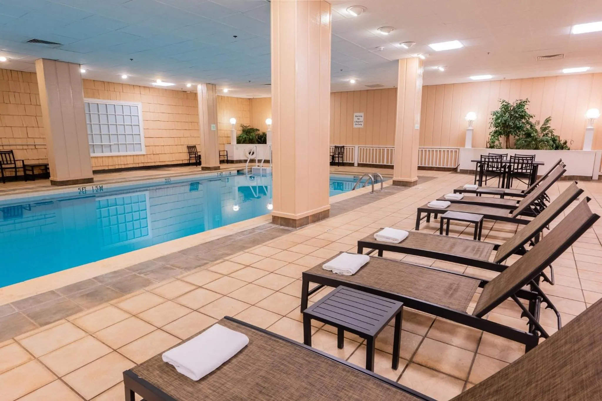 Swimming pool in Holiday Inn Portland-By the Bay by IHG