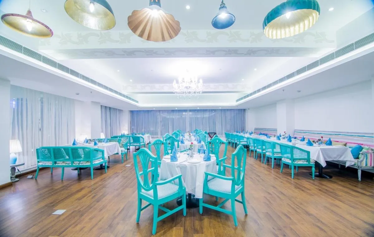 Restaurant/places to eat in The Imperial Poonam Hotel