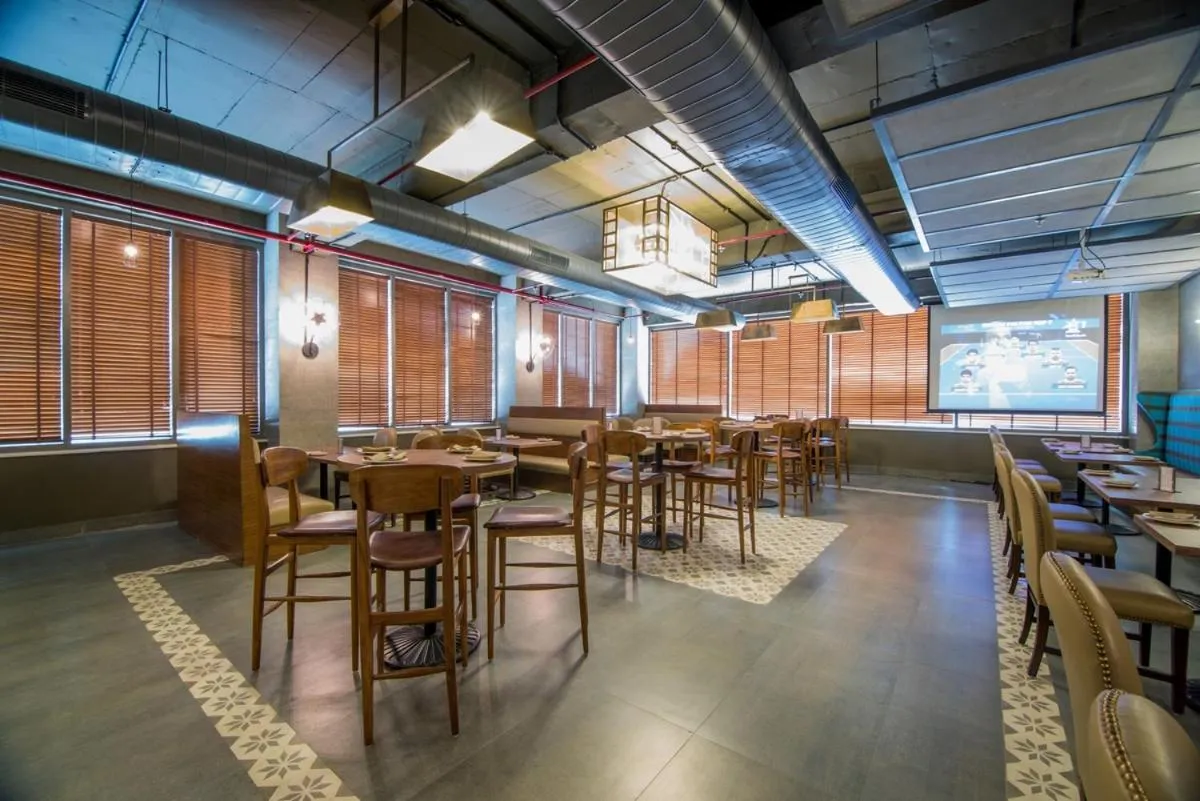 Restaurant/places to eat in The Imperial Poonam Hotel