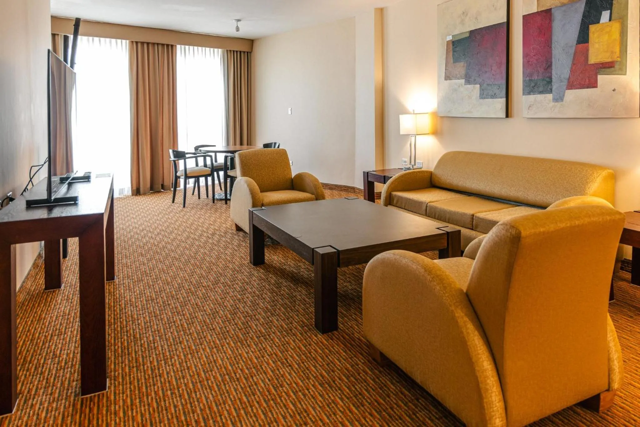 Photo of the whole room in Crowne Plaza Monterrey Aeropuerto by IHG
