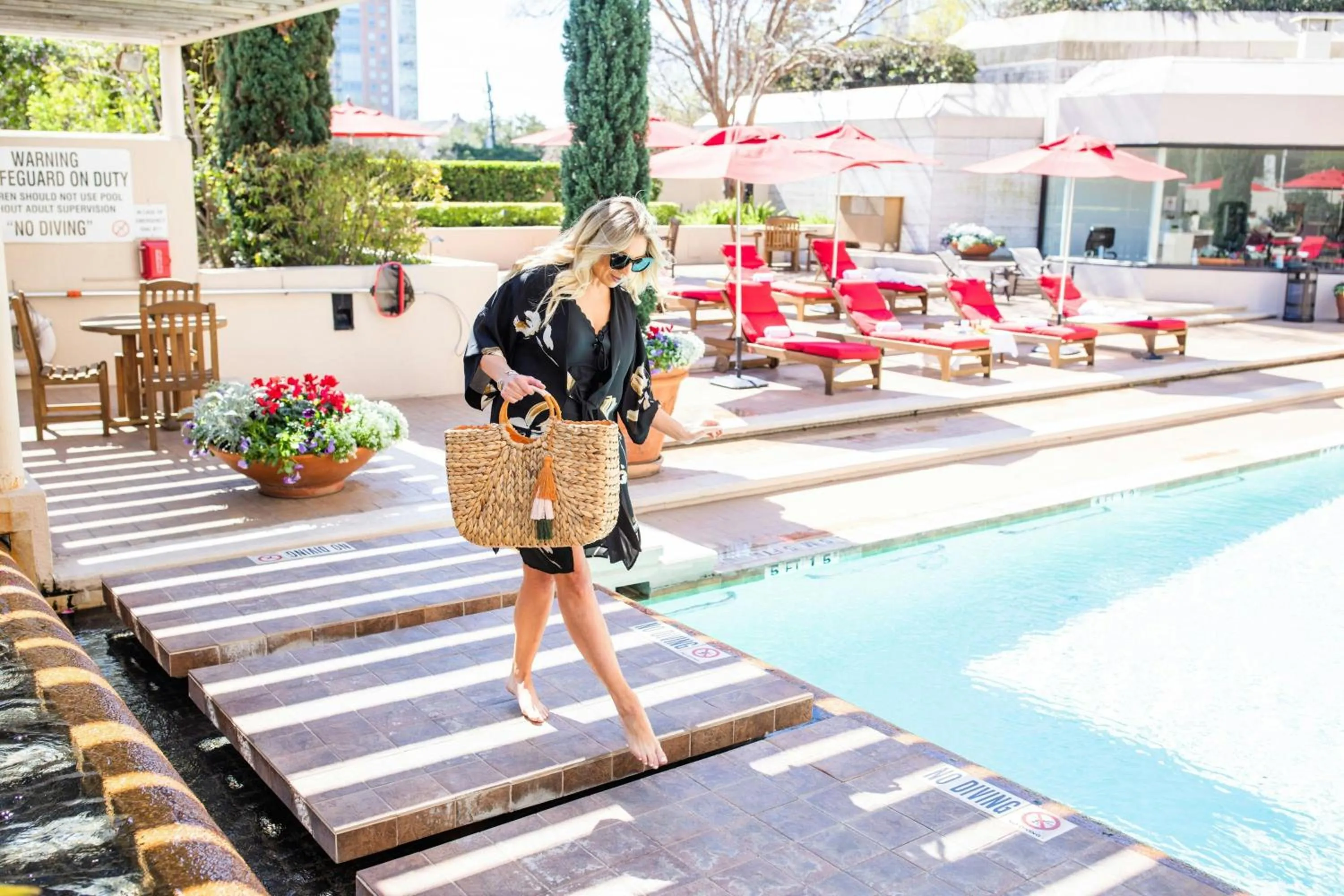 Swimming pool in The St. Regis Houston