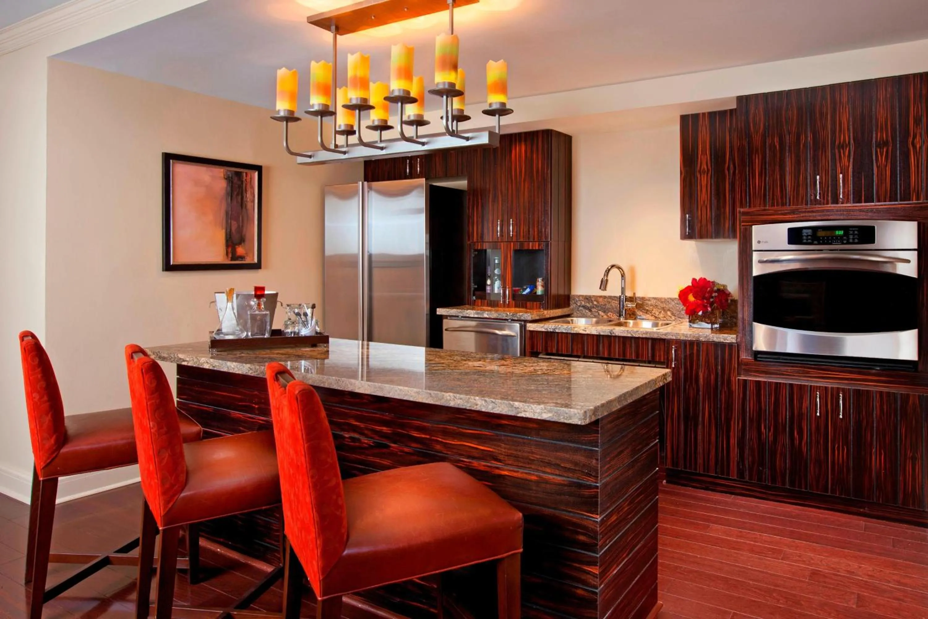 Kitchen or kitchenette in The St. Regis Houston