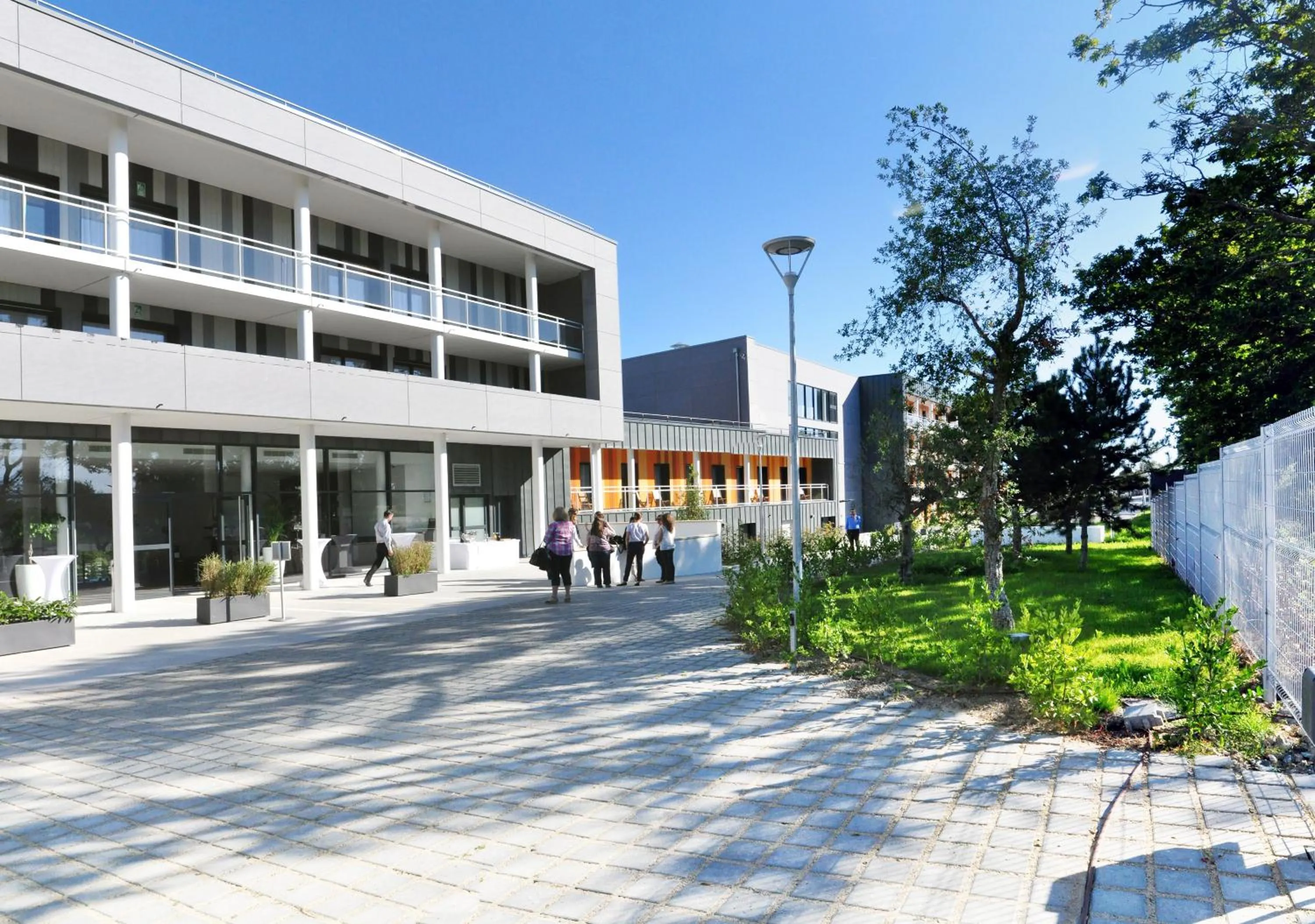 Patio in Golden Tulip Pornic Suites- Appart Hotel