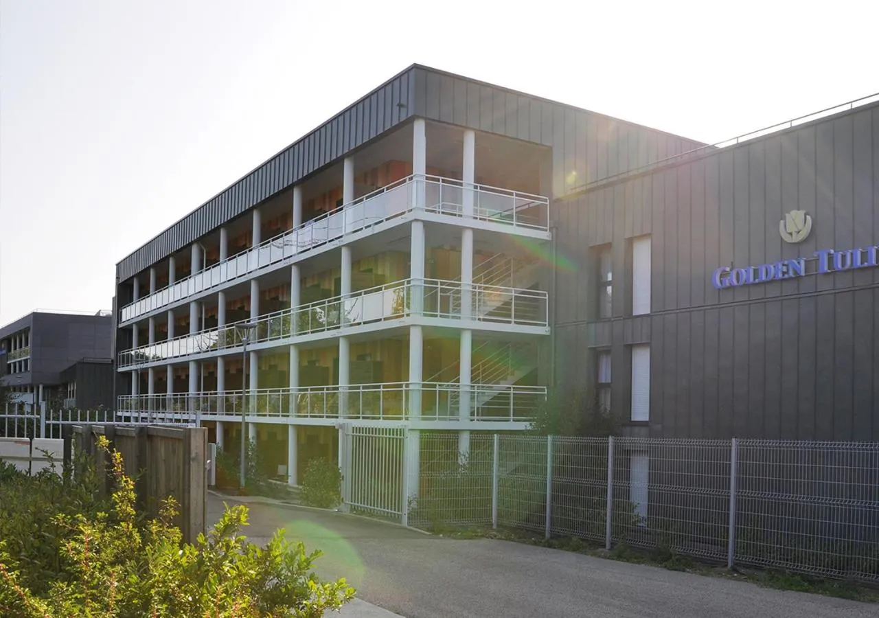 Sunrise in Golden Tulip Pornic Suites- Appart Hotel