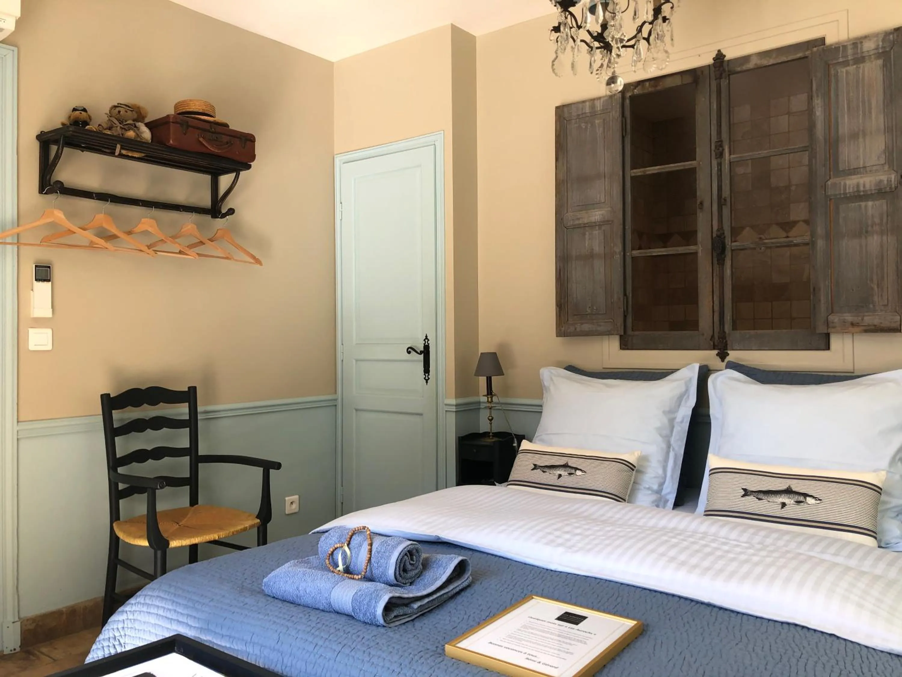 Photo of the whole room in Les Aurochs