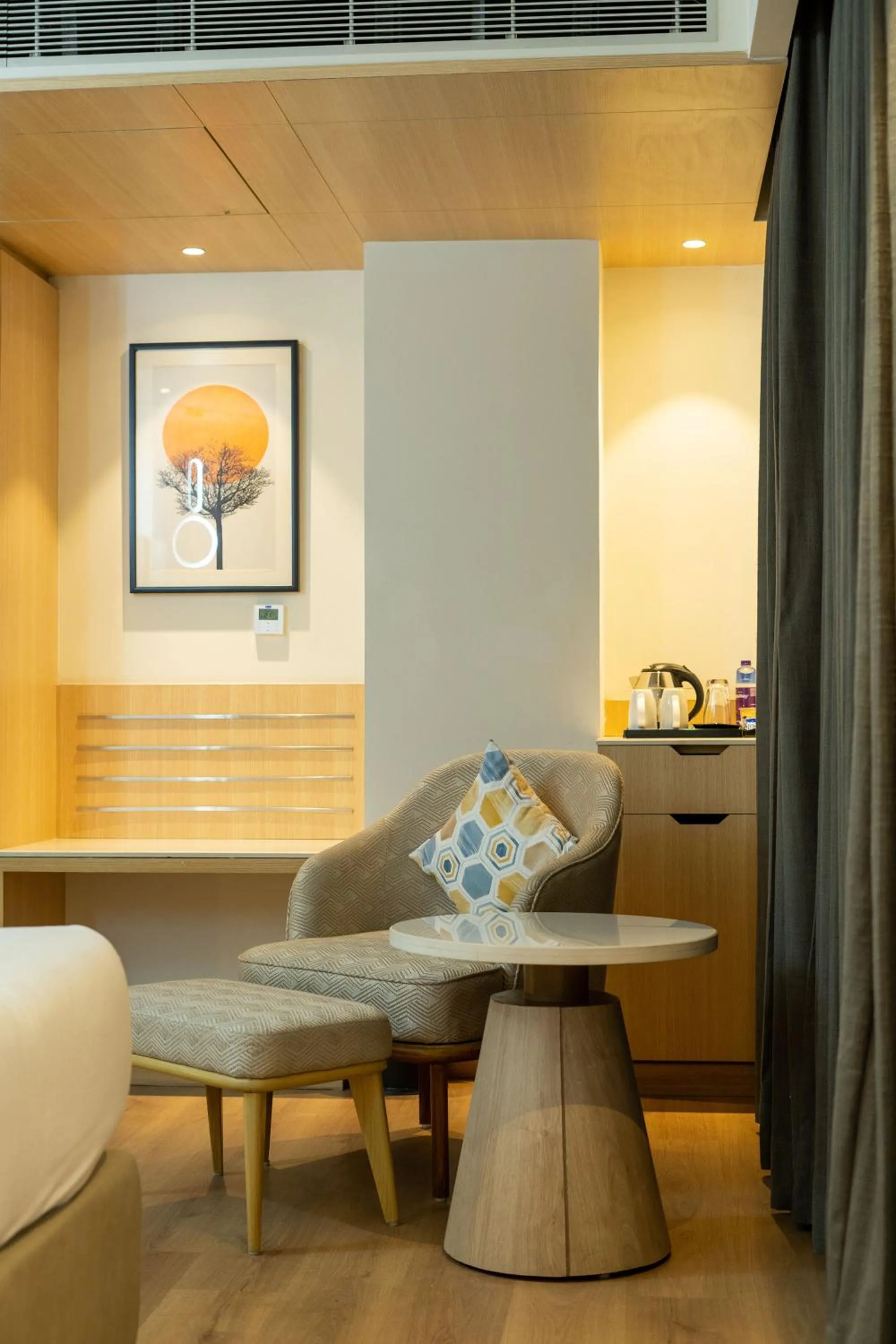 Seating area in Best Western AH1 Amritsar