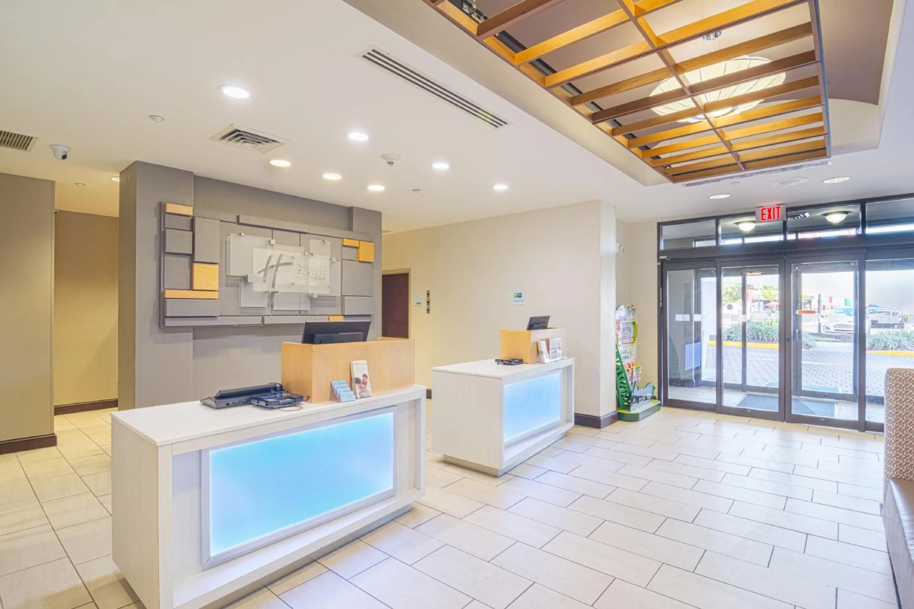 Property building in Holiday Inn Express Hotel & Suites Tampa-USF-Busch Gardens by IHG