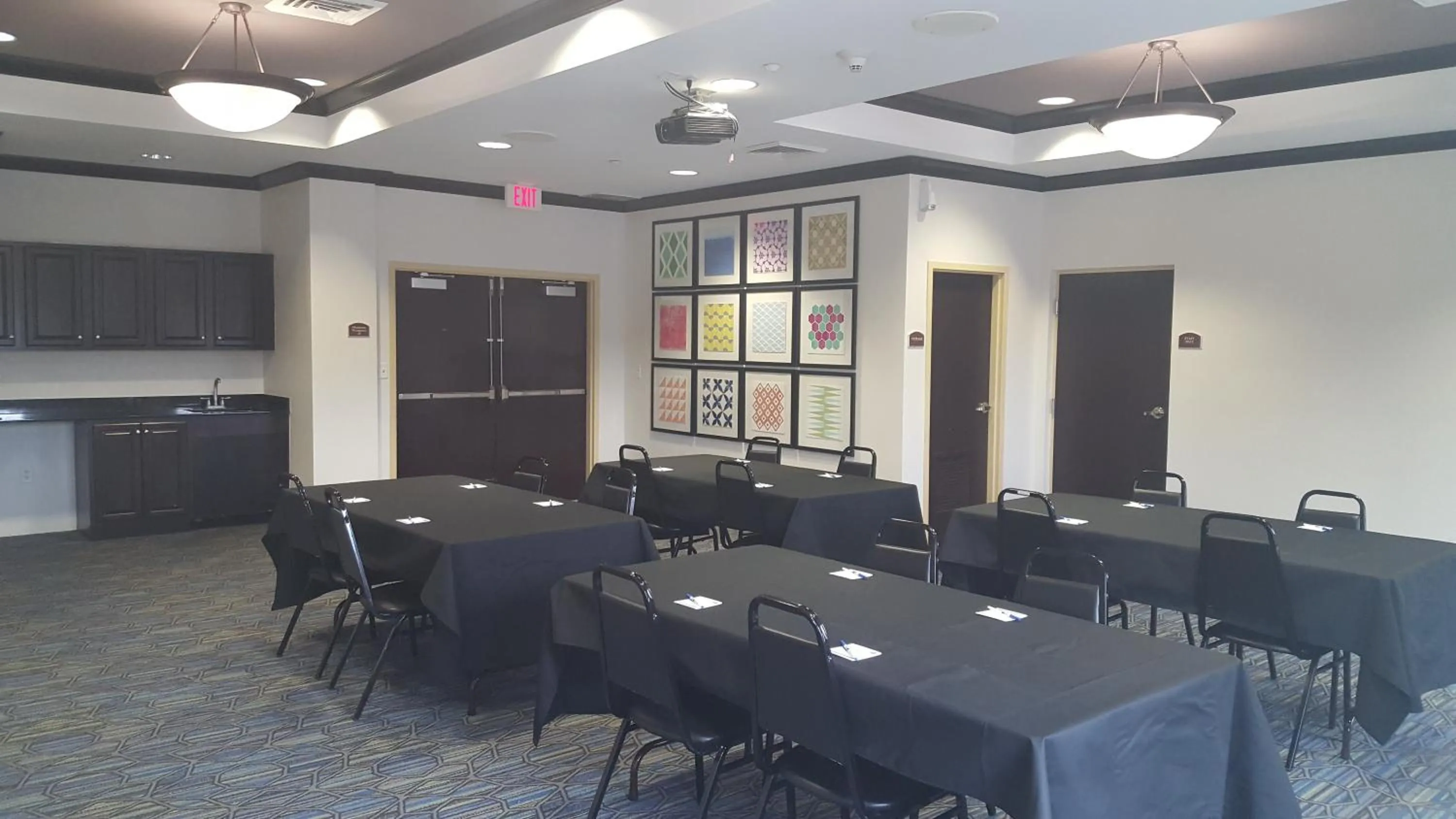 Meeting/conference room in Holiday Inn Express Hotel & Suites Tampa-USF-Busch Gardens by IHG
