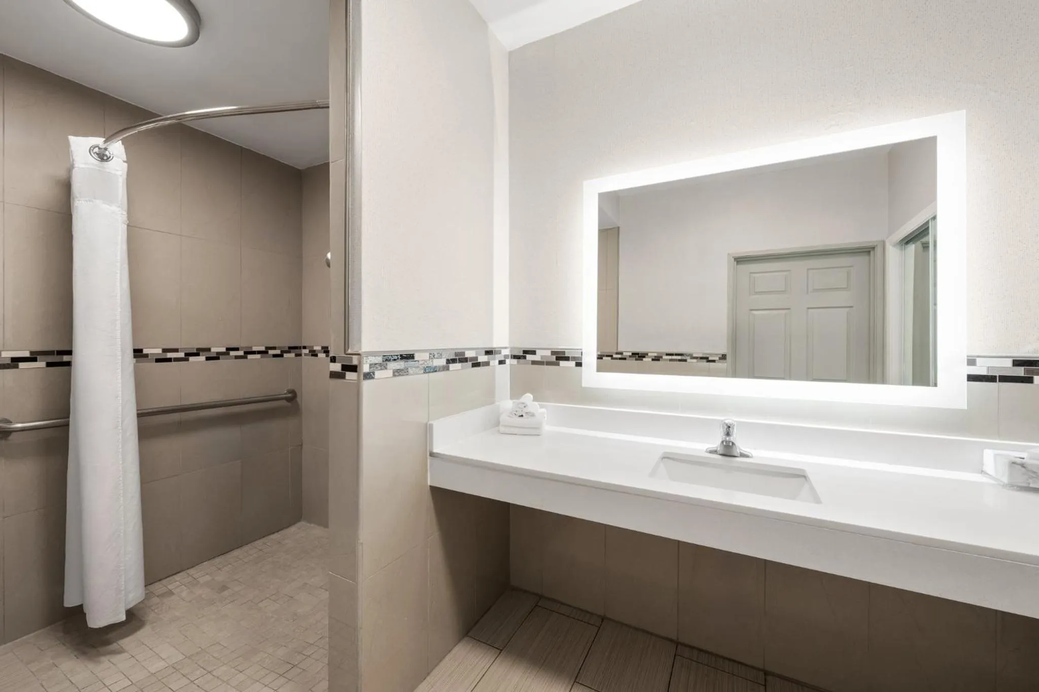 Bathroom in Holiday Inn Express Hotel & Suites San Dimas by IHG