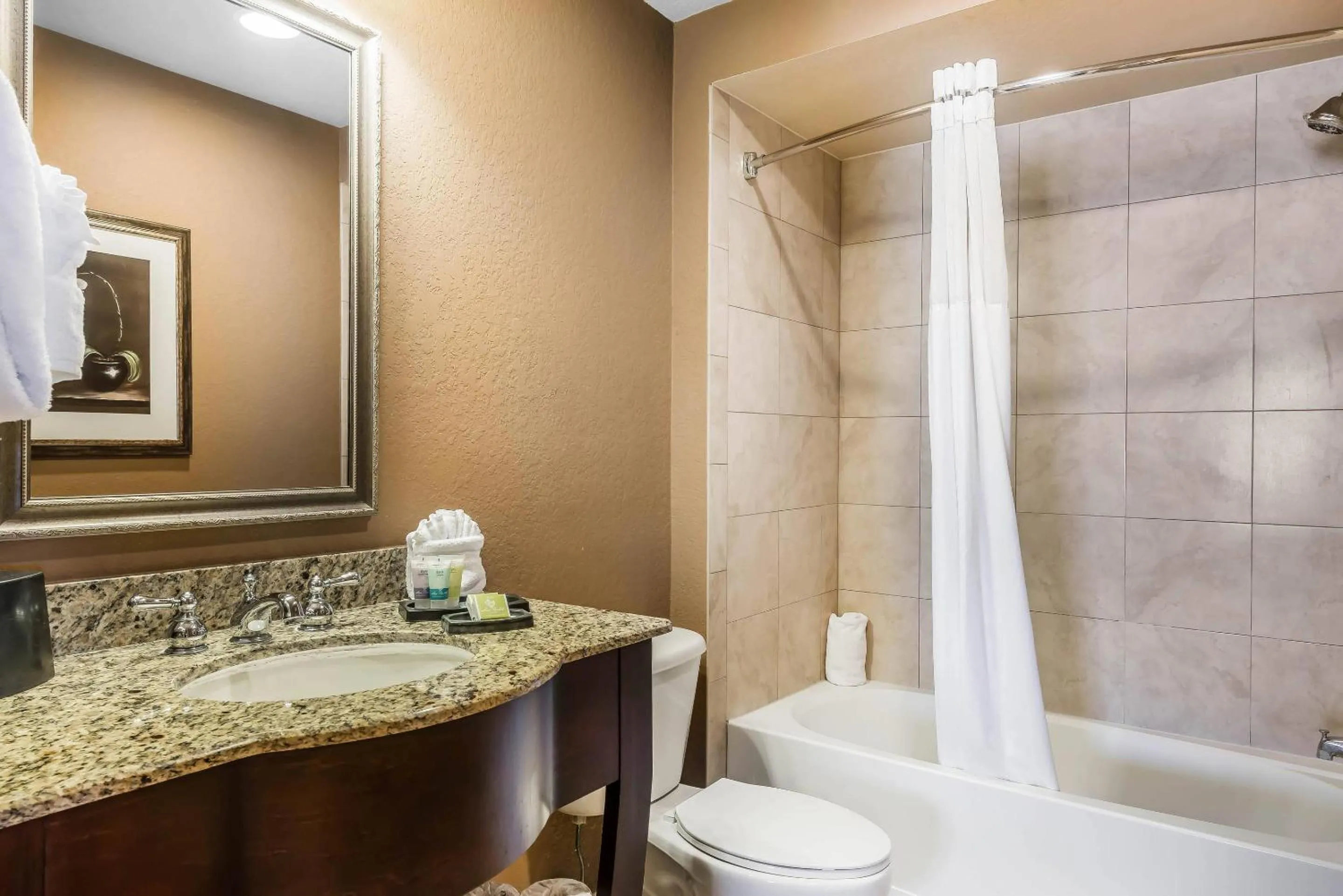 Bedroom in Bluegreen Vacations Fountains, an Ascend Collection Resort