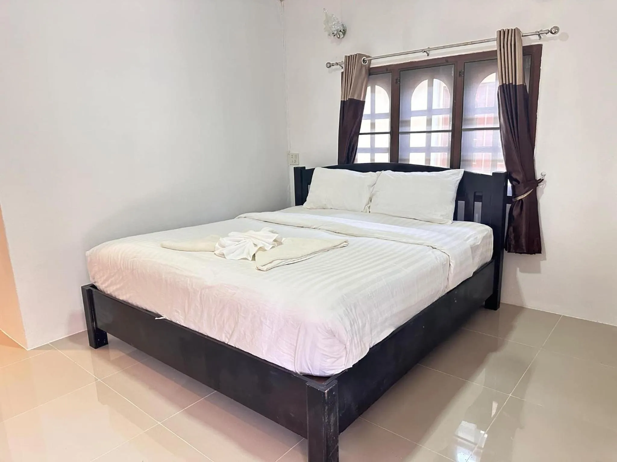 Bed in Ibiza Bungalows