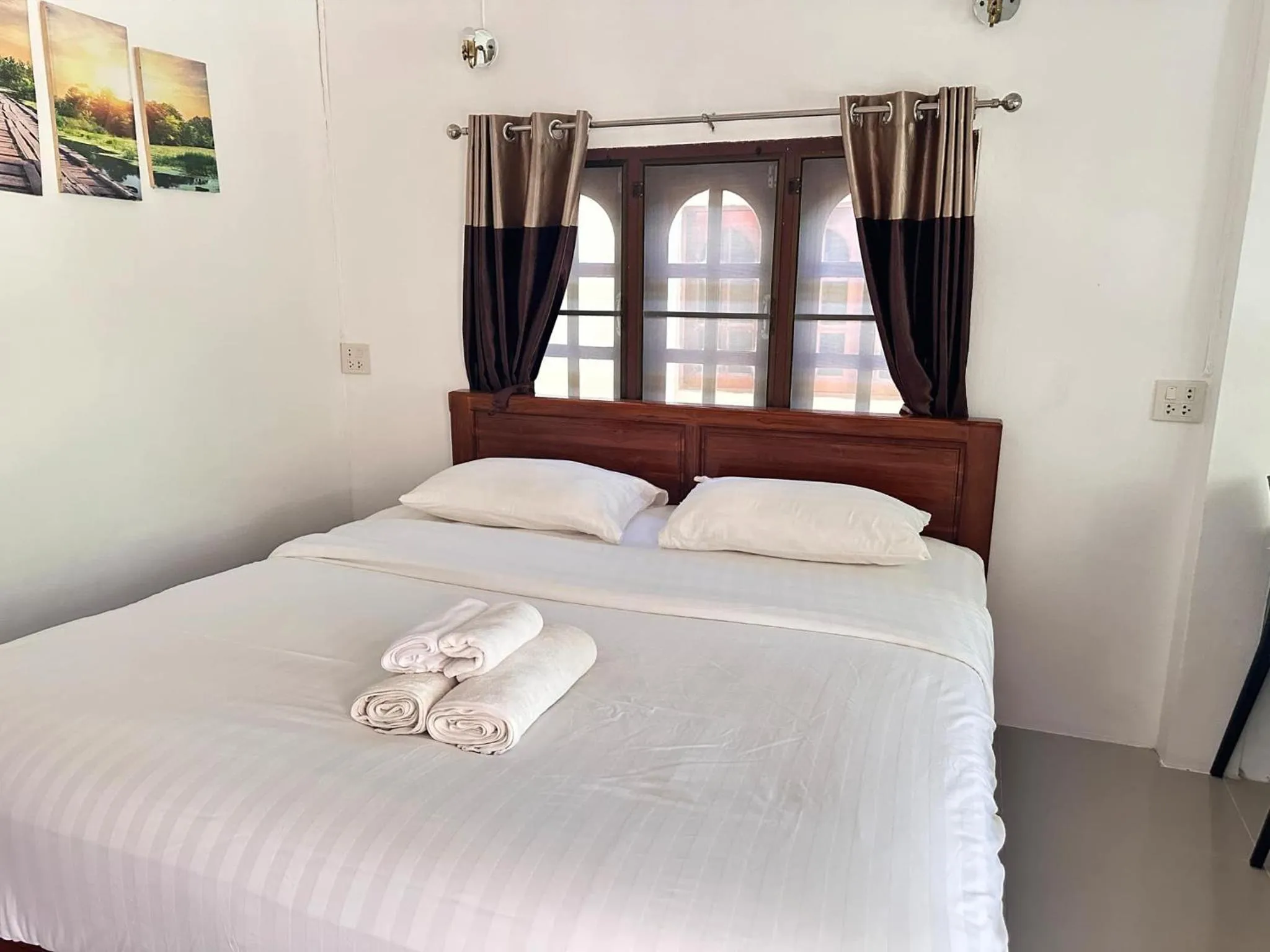 Bed in Ibiza Bungalows