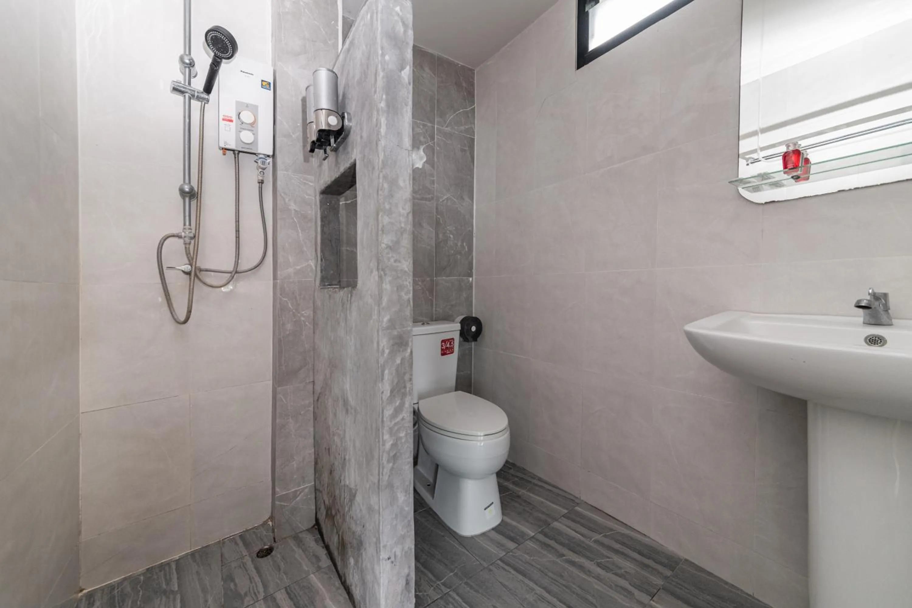 Bathroom in Ibiza Bungalows