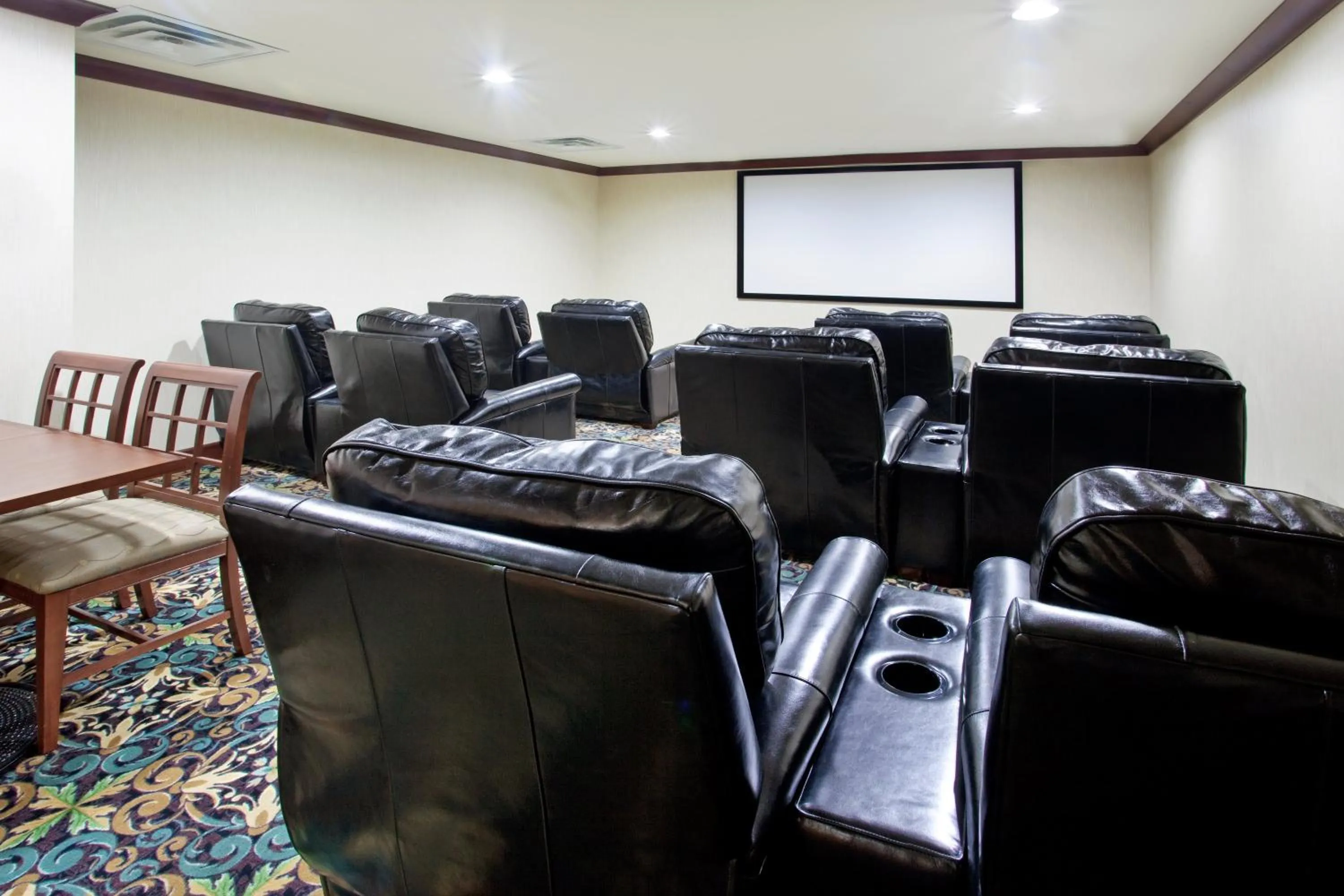 Fitness centre/facilities in Staybridge Suites Elkhart North by IHG