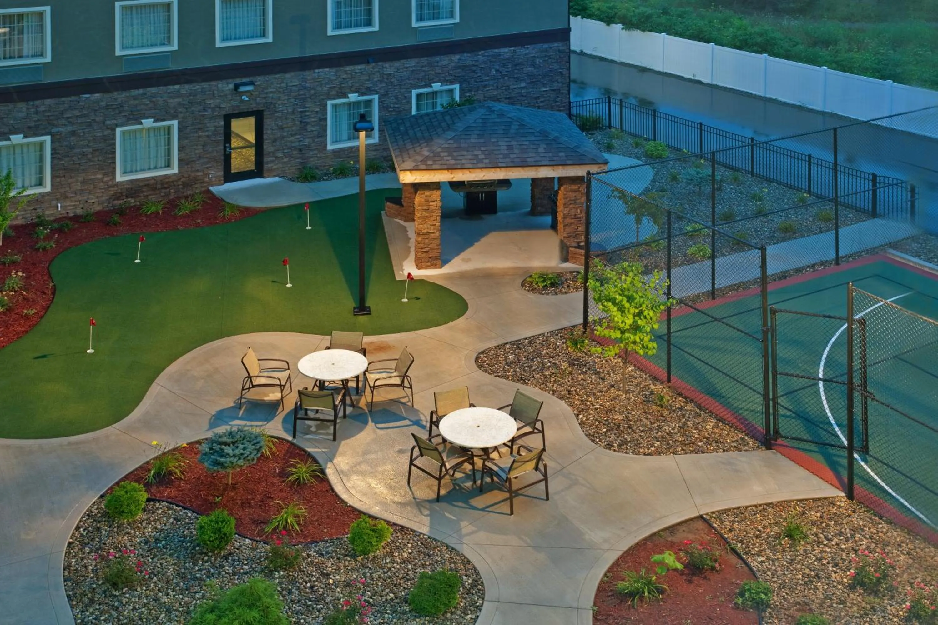 Fitness centre/facilities in Staybridge Suites Elkhart North by IHG