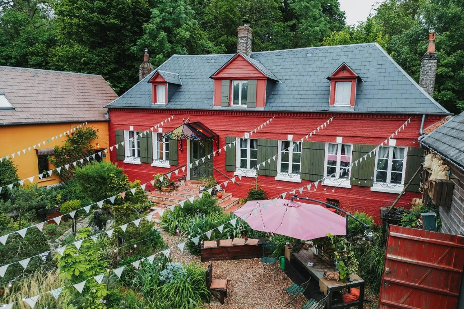 Property building in Au2 Maison d'Hôtes - Guest House Au2