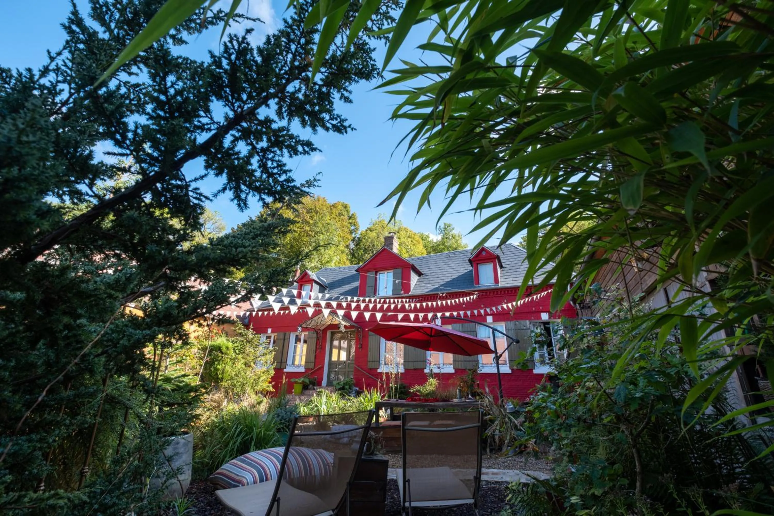 Property building in Au2 Maison d'Hôtes - Guest House Au2