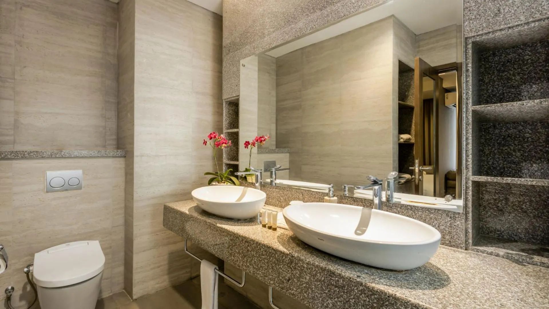 Bathroom in The Wujil Resort & Conventions
