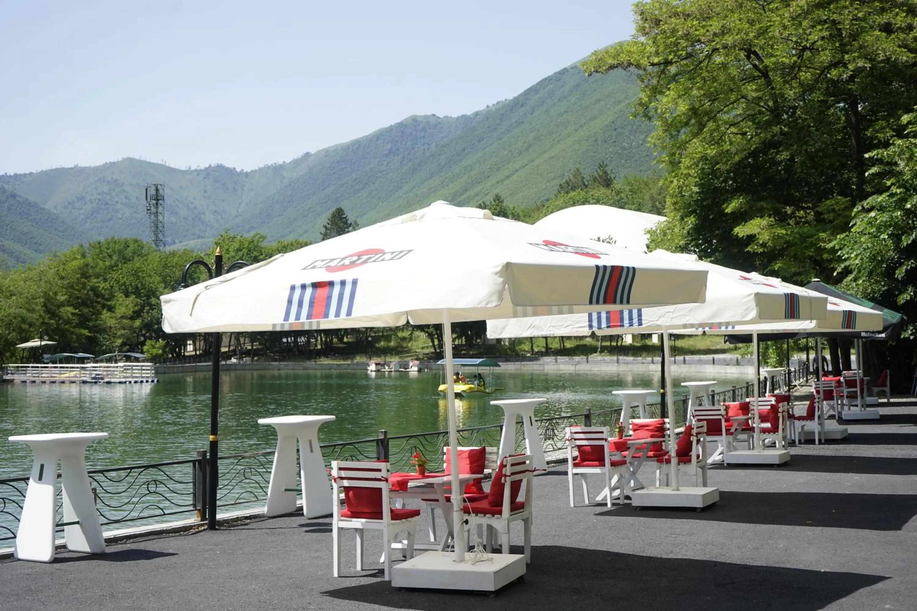 Restaurant/places to eat in Marxal Resort & Spa