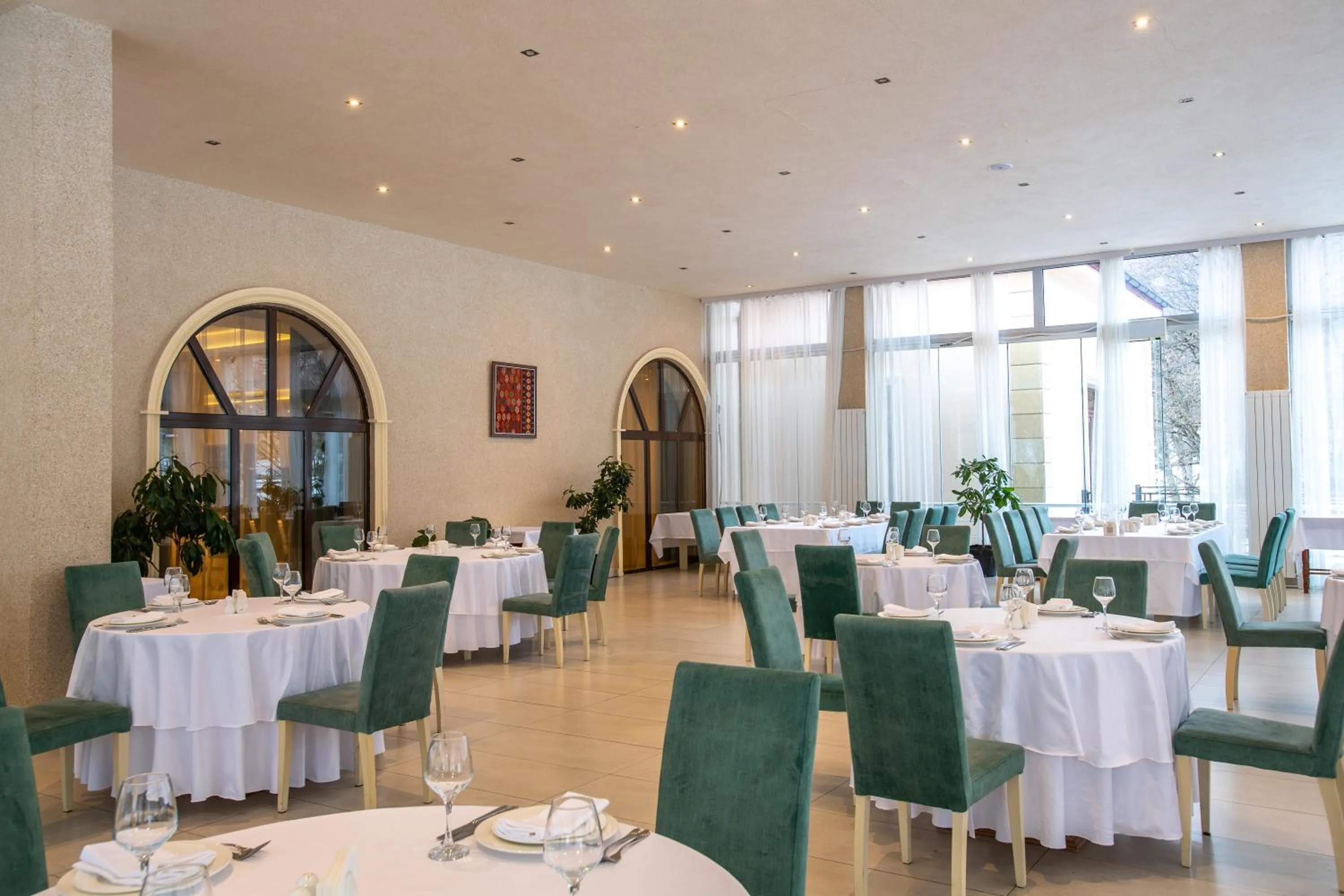 Restaurant/places to eat in Marxal Resort & Spa