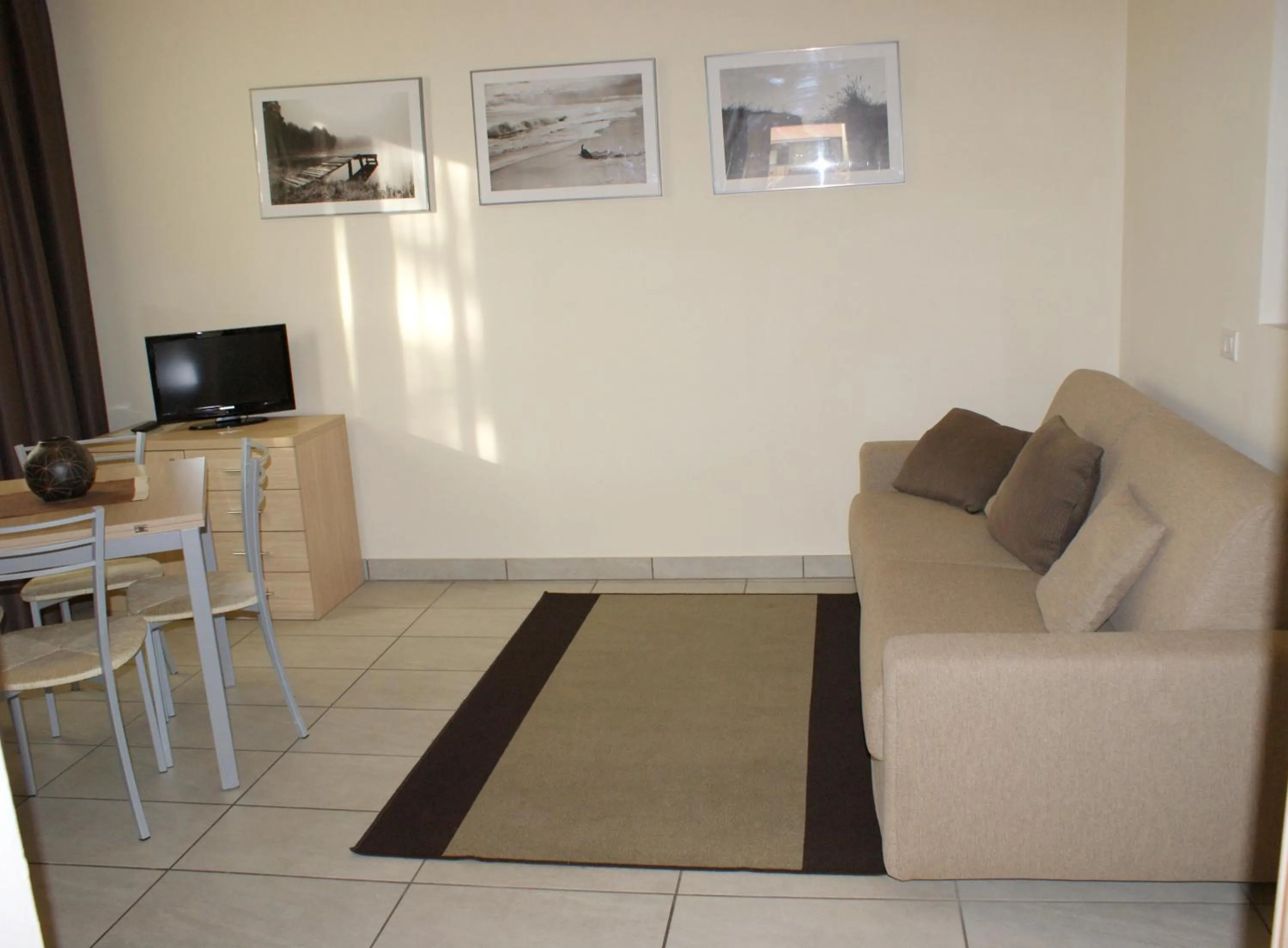 Seating area in Residence Belmare