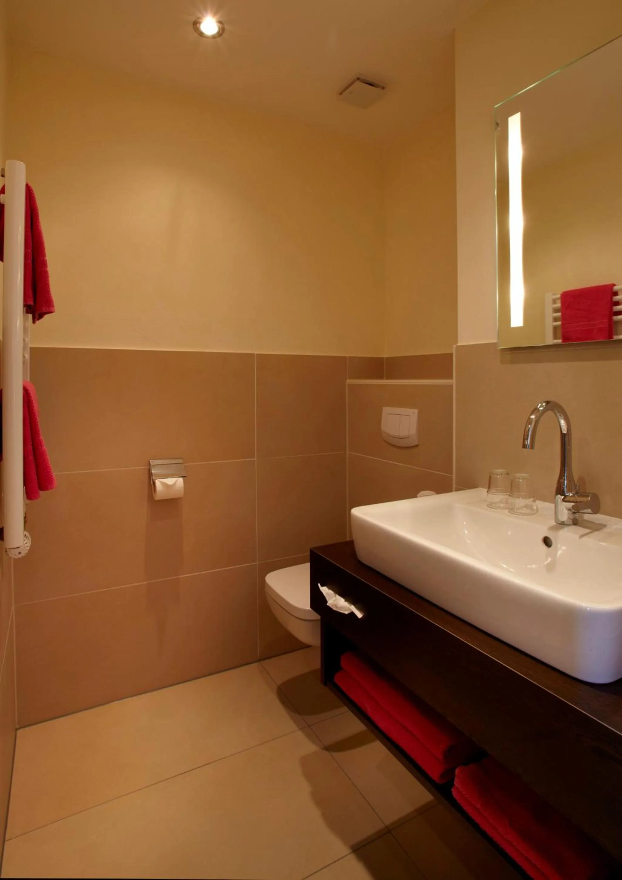 Bathroom in Hotel Gasthof Zur Post