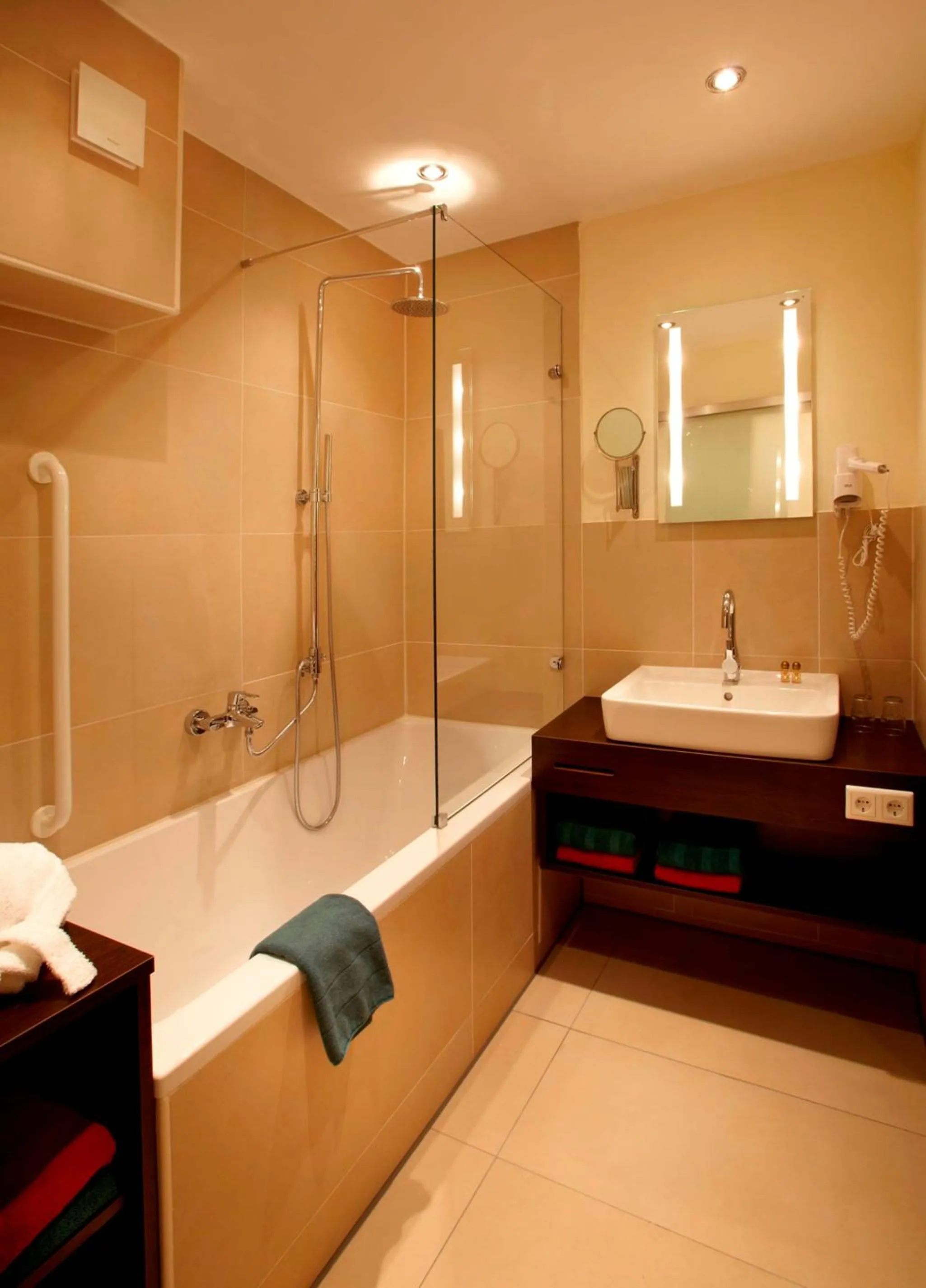 Bathroom in Hotel Gasthof Zur Post