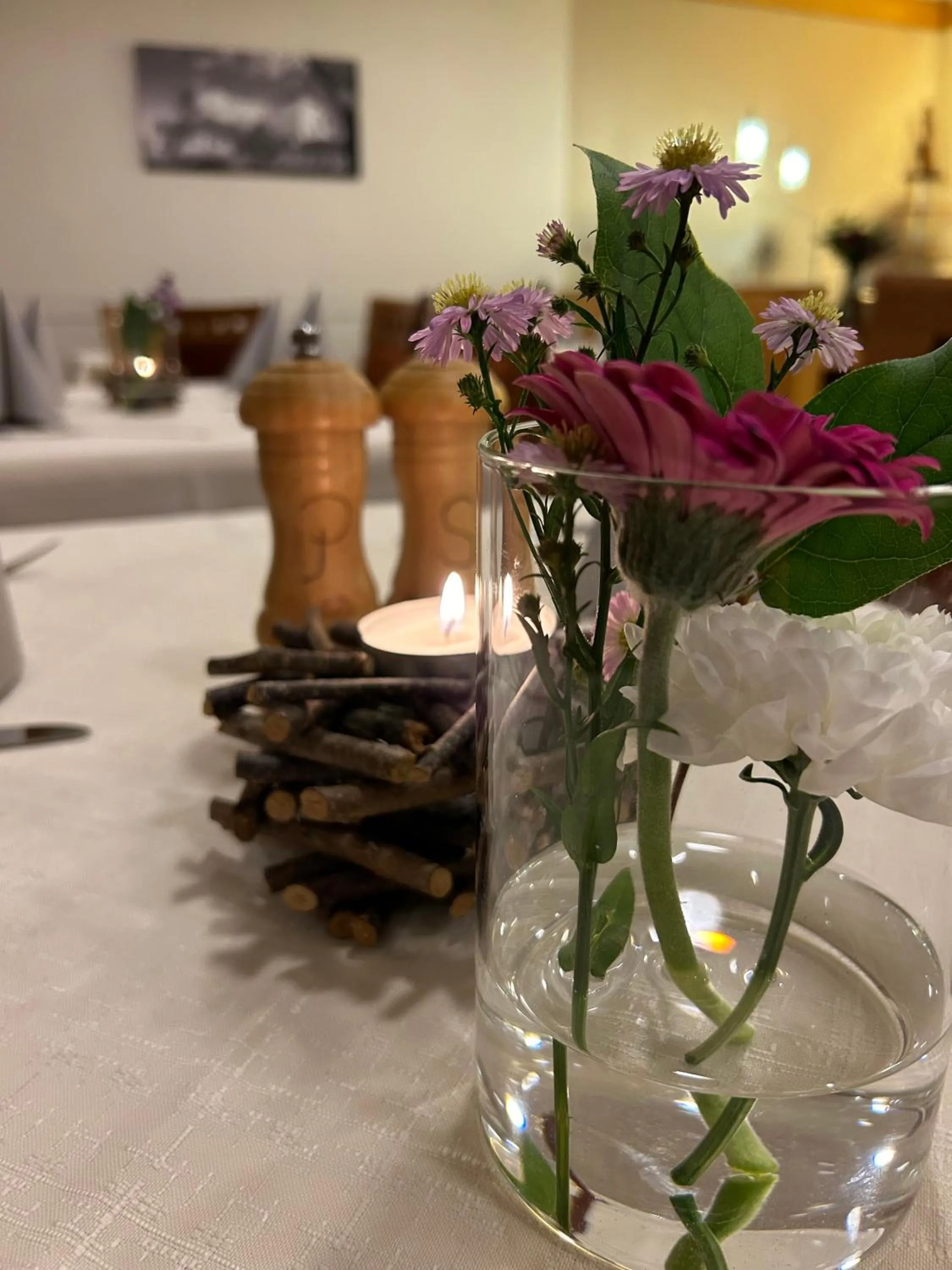 Restaurant/places to eat in Hotel Gasthof Zur Post