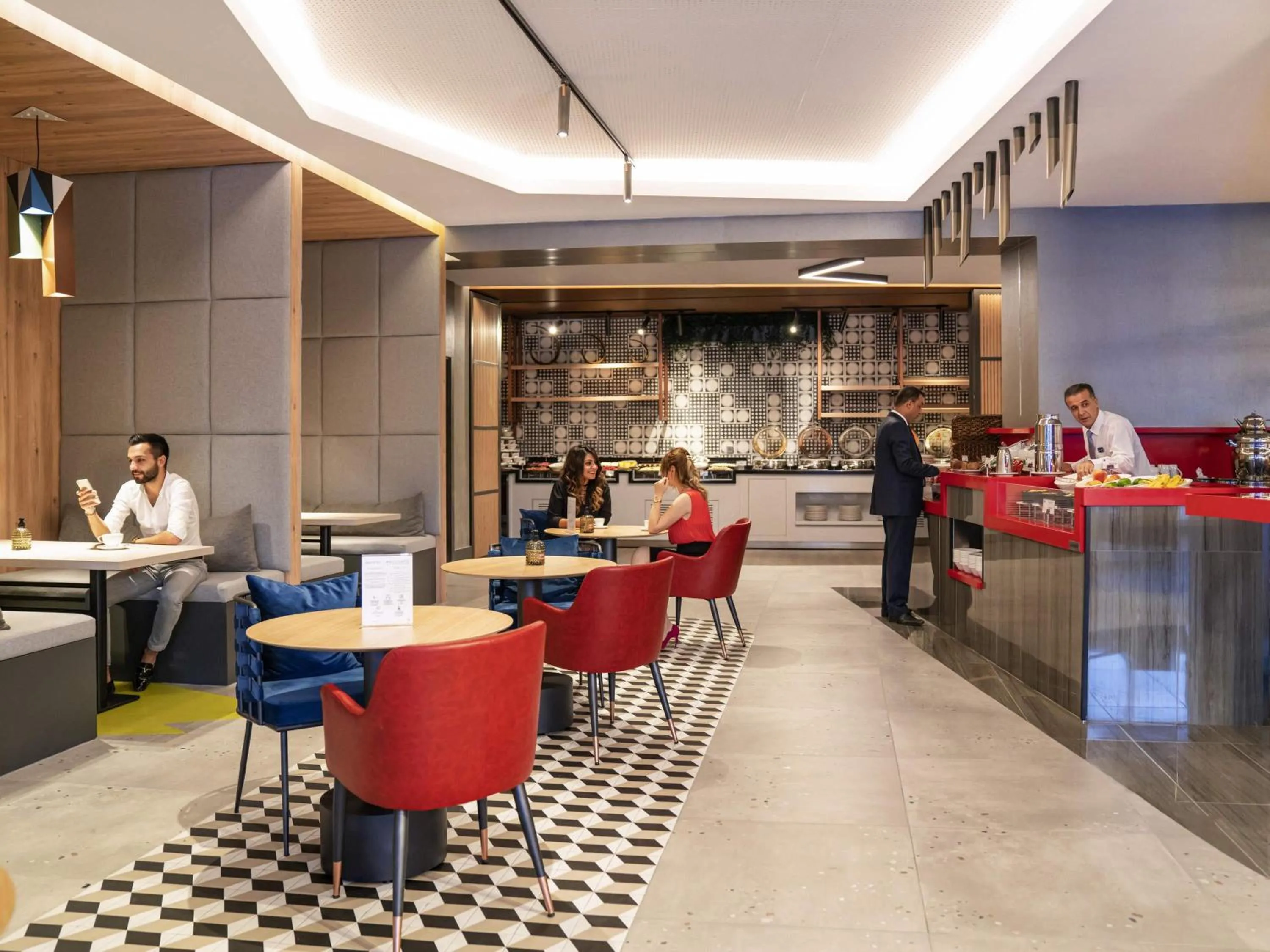 Lounge or bar in Novotel Gaziantep
