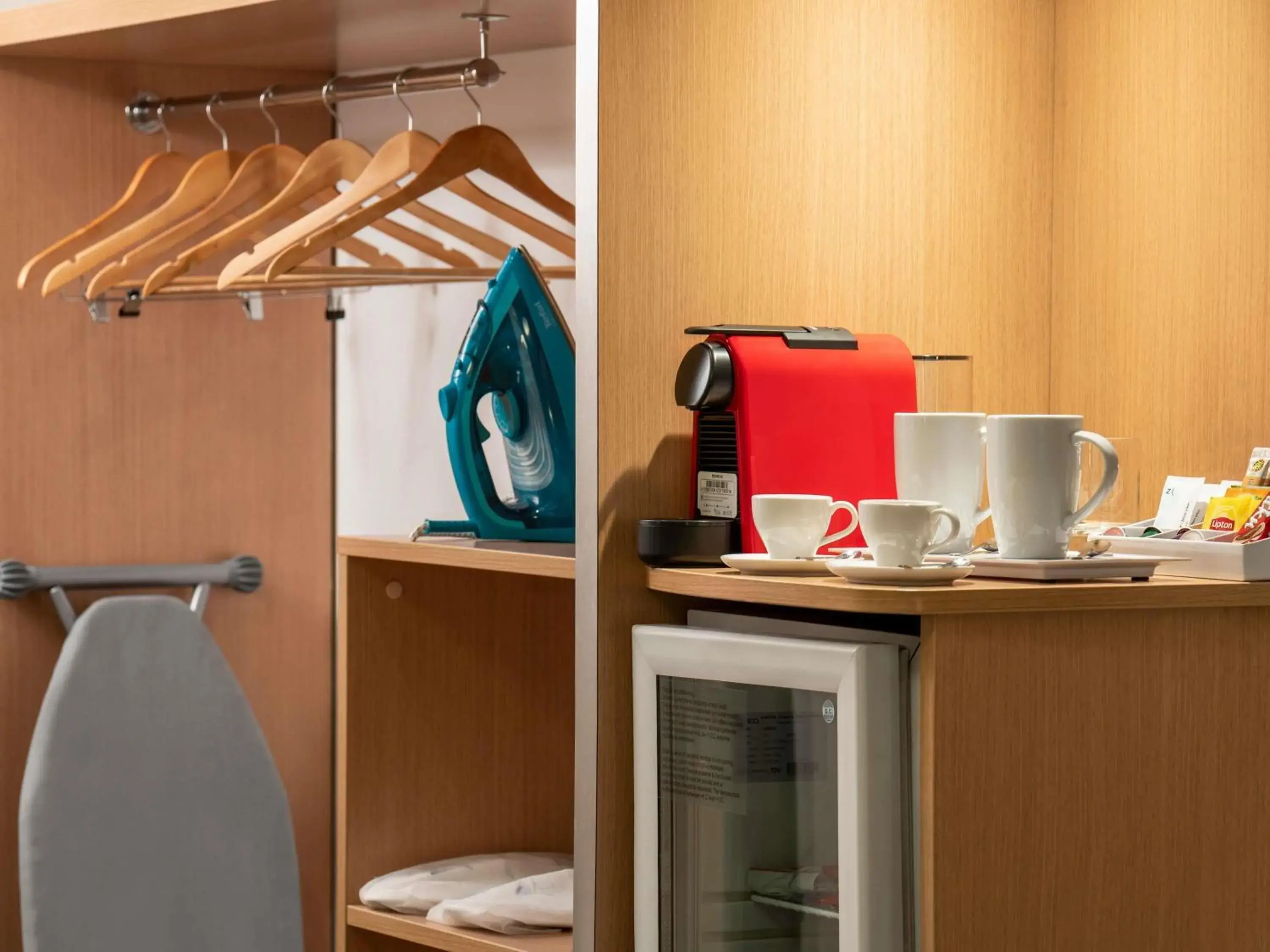 Executive Queen Room with Sofa Bed in Novotel Gaziantep Executive Queen Room with Sofa Bed in Novotel Gaziantep