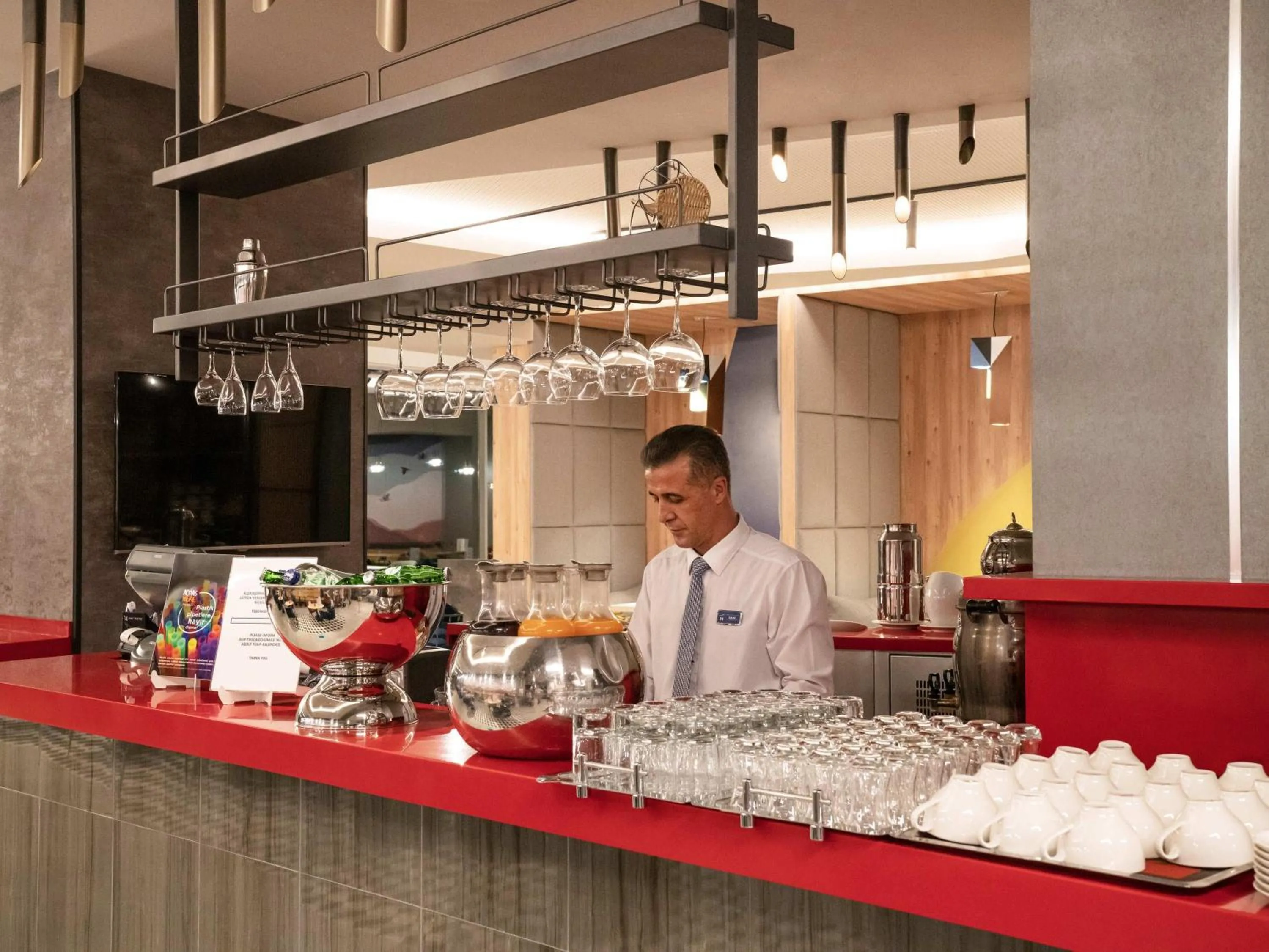 Lounge or bar in Novotel Gaziantep