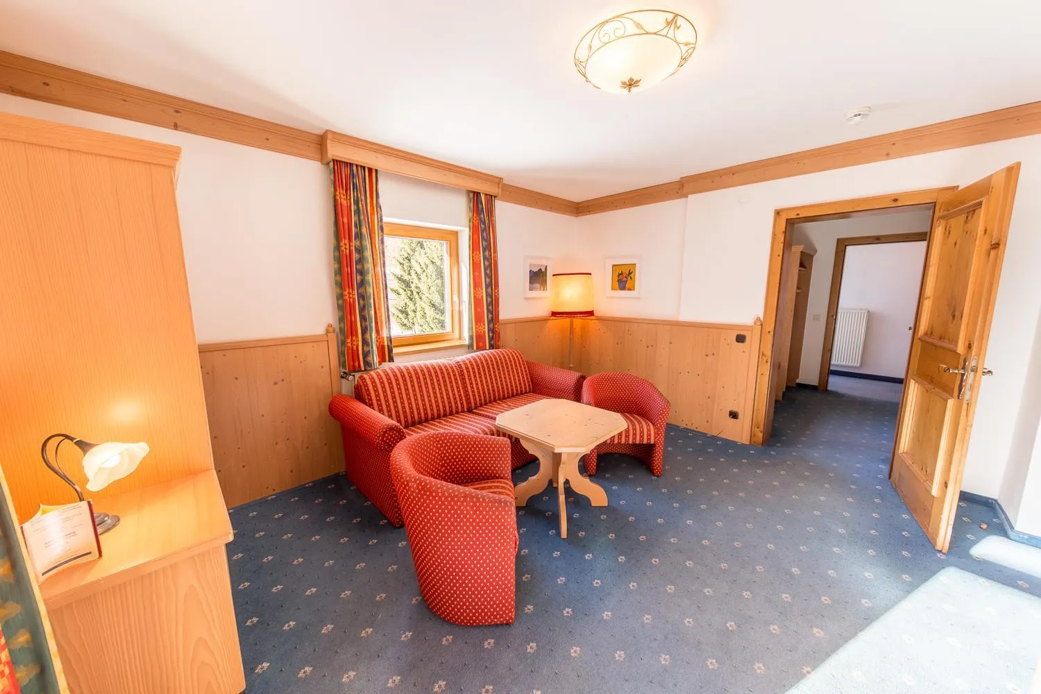 Living room in Hotel Karl Schranz