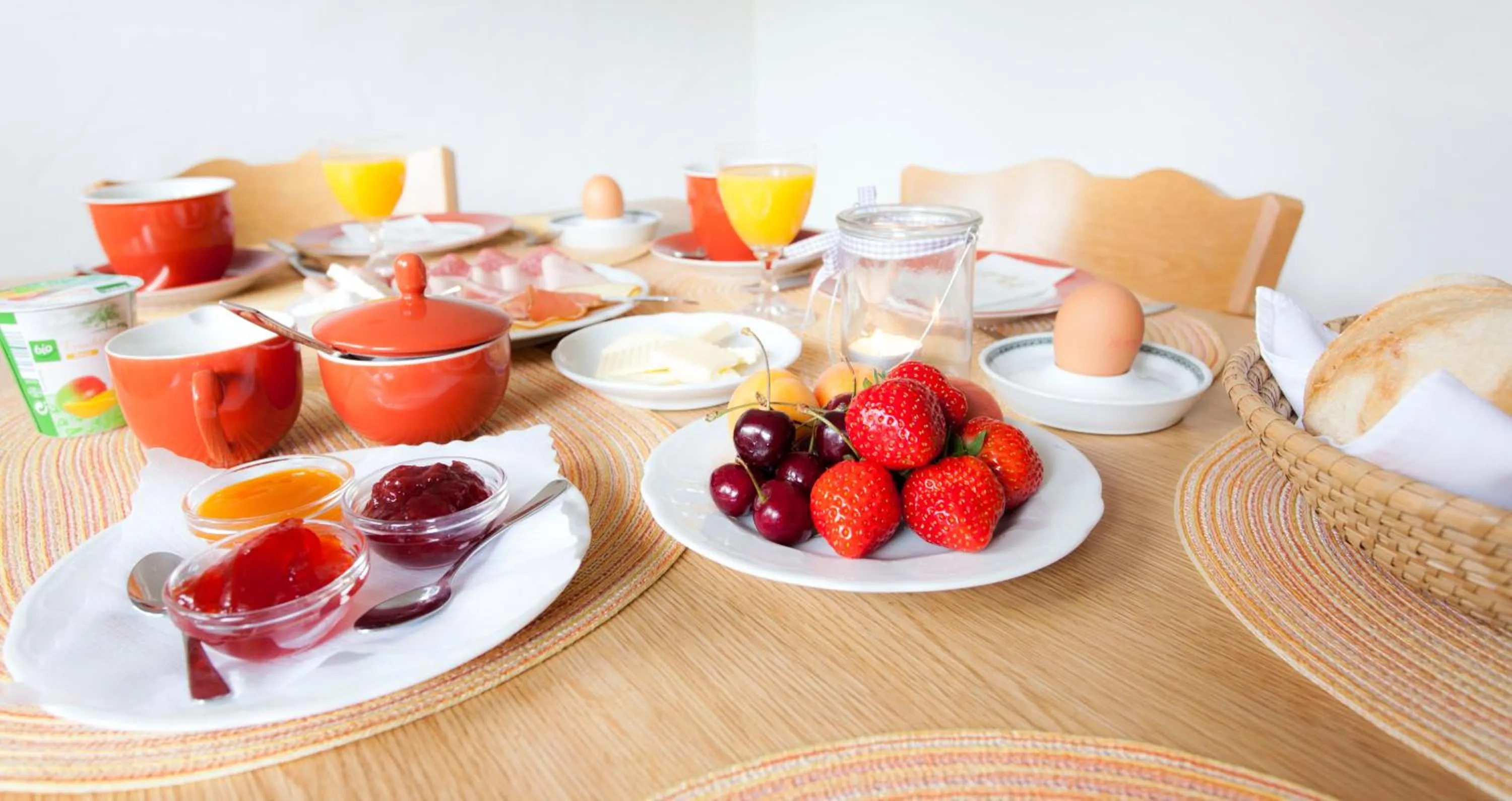 Continental breakfast in Appartments Reiter am See