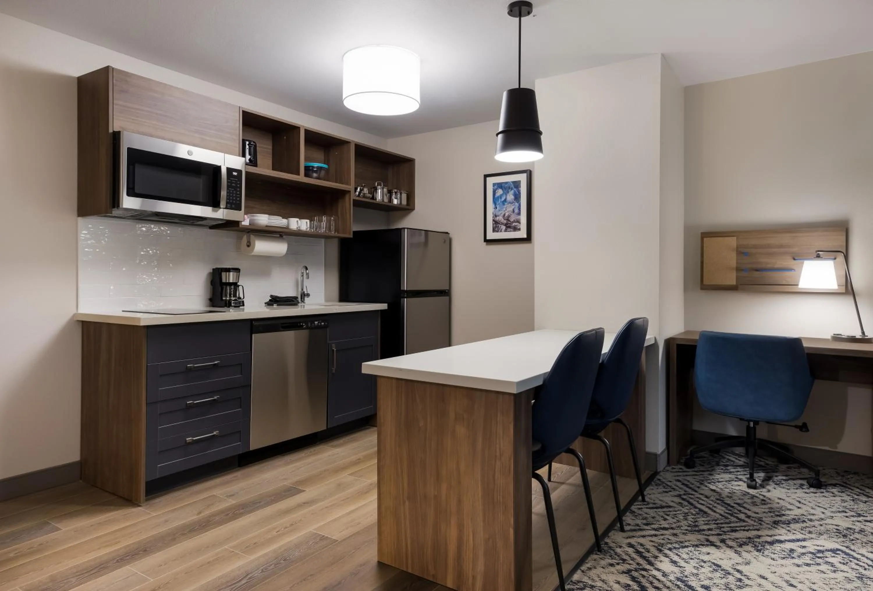 Coffee/tea facilities in Candlewood Suites Lafayette - River Ranch by IHG