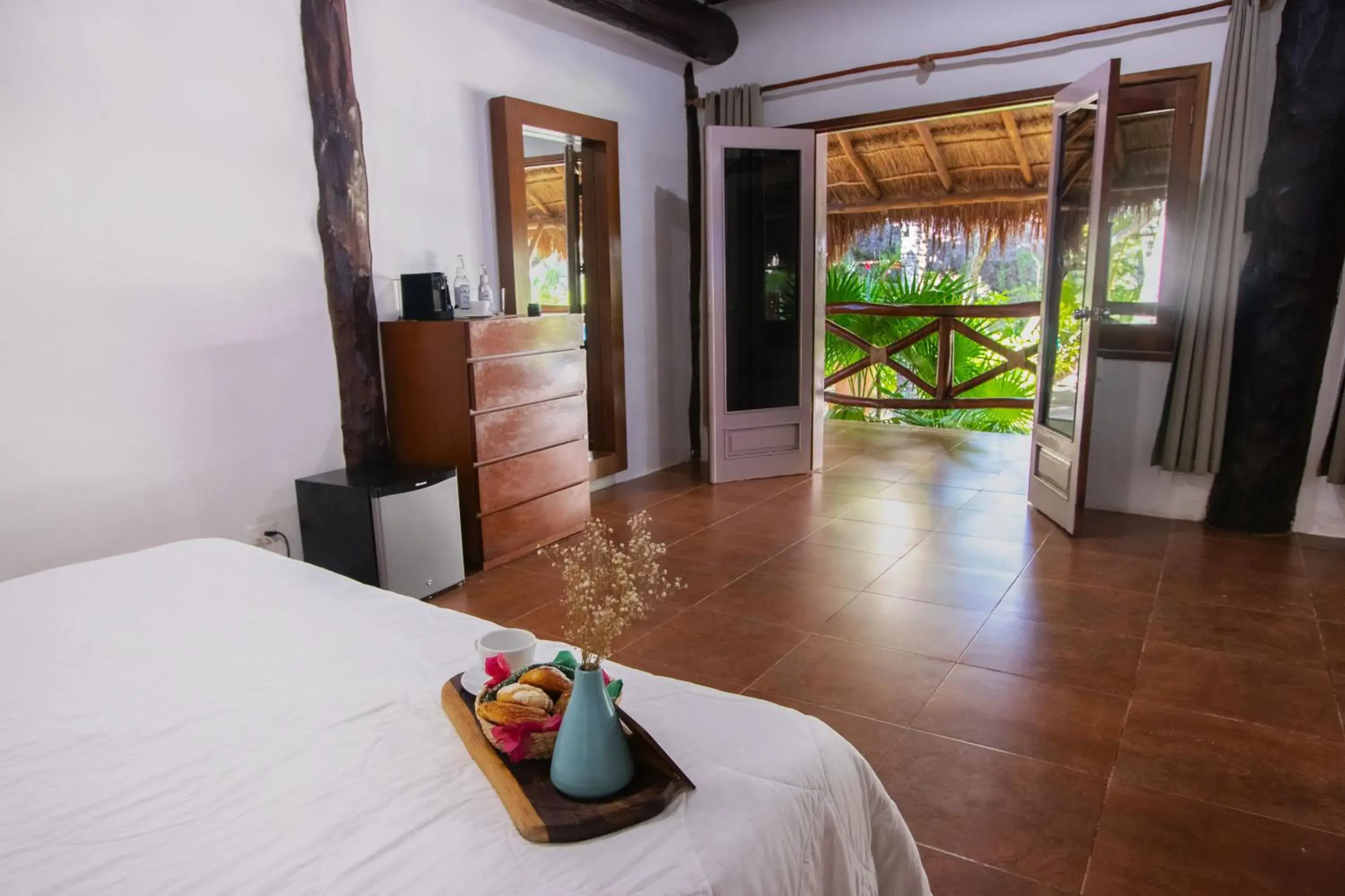 Junior Suite with Garden View in Hotel Las Nubes Holbox Junior Suite with Garden View in Hotel Las Nubes Holbox