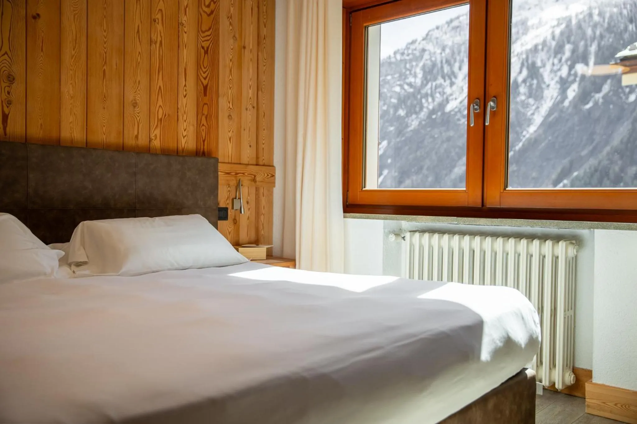 Bed in Hotel Vallée Blanche Courmayeur