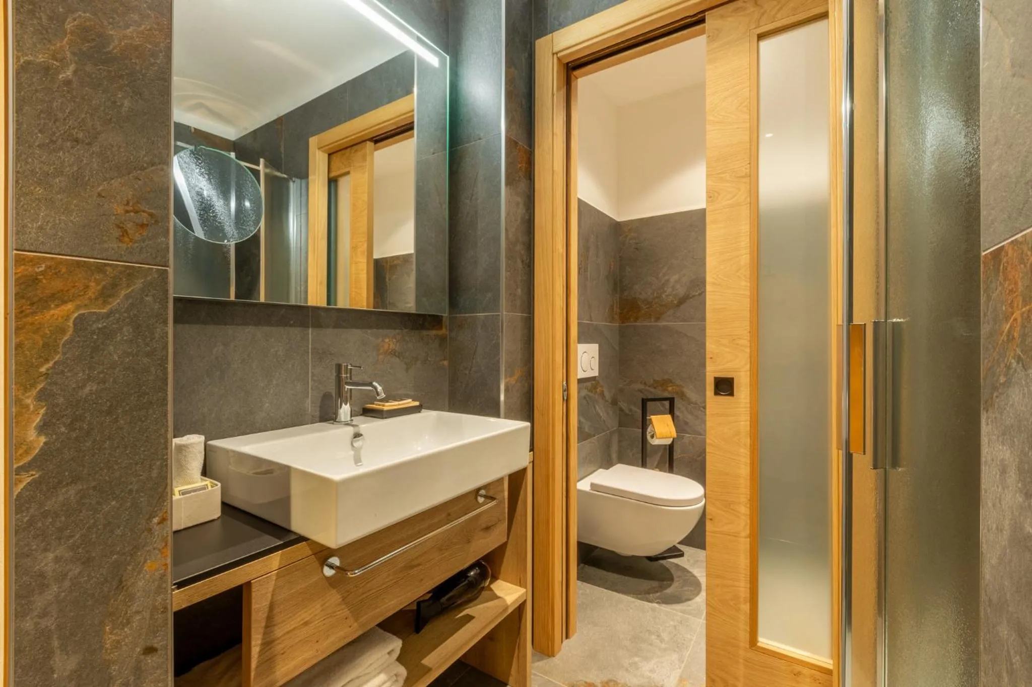 Bathroom in Hotel Vallée Blanche Courmayeur