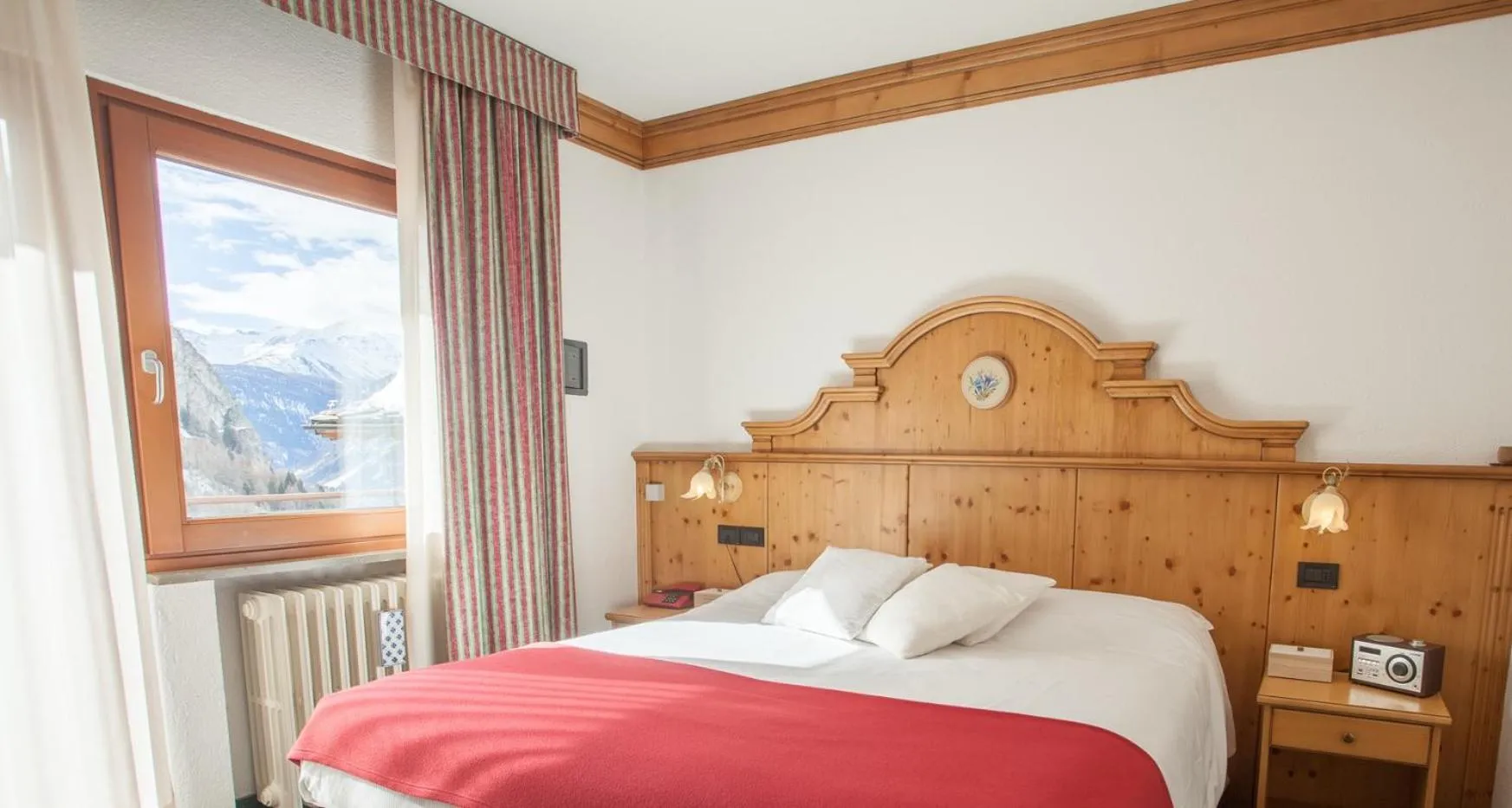 Bed in Hotel Vallée Blanche Courmayeur