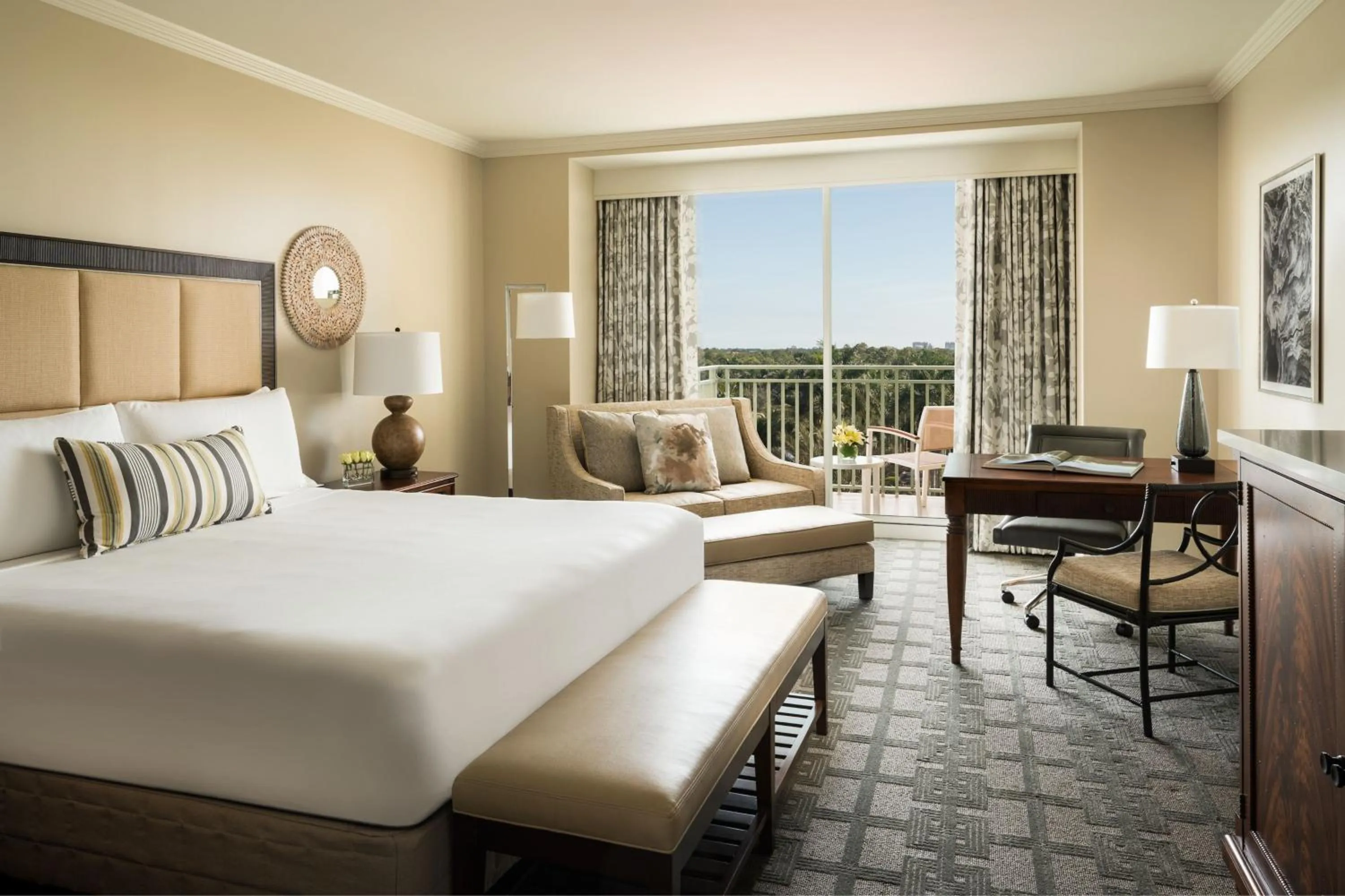 Photo of the whole room, Bed in The Ritz-Carlton Naples, Tiburon