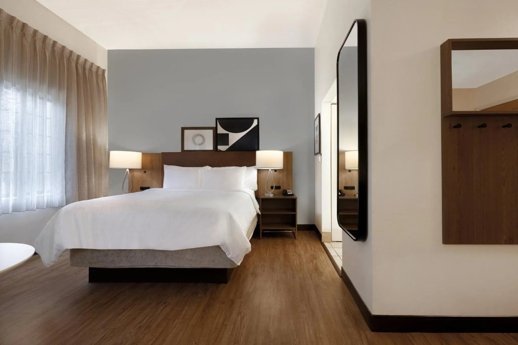 Photo of the whole room, Bed in Staybridge Suites Tallahassee I-10 East by IHG