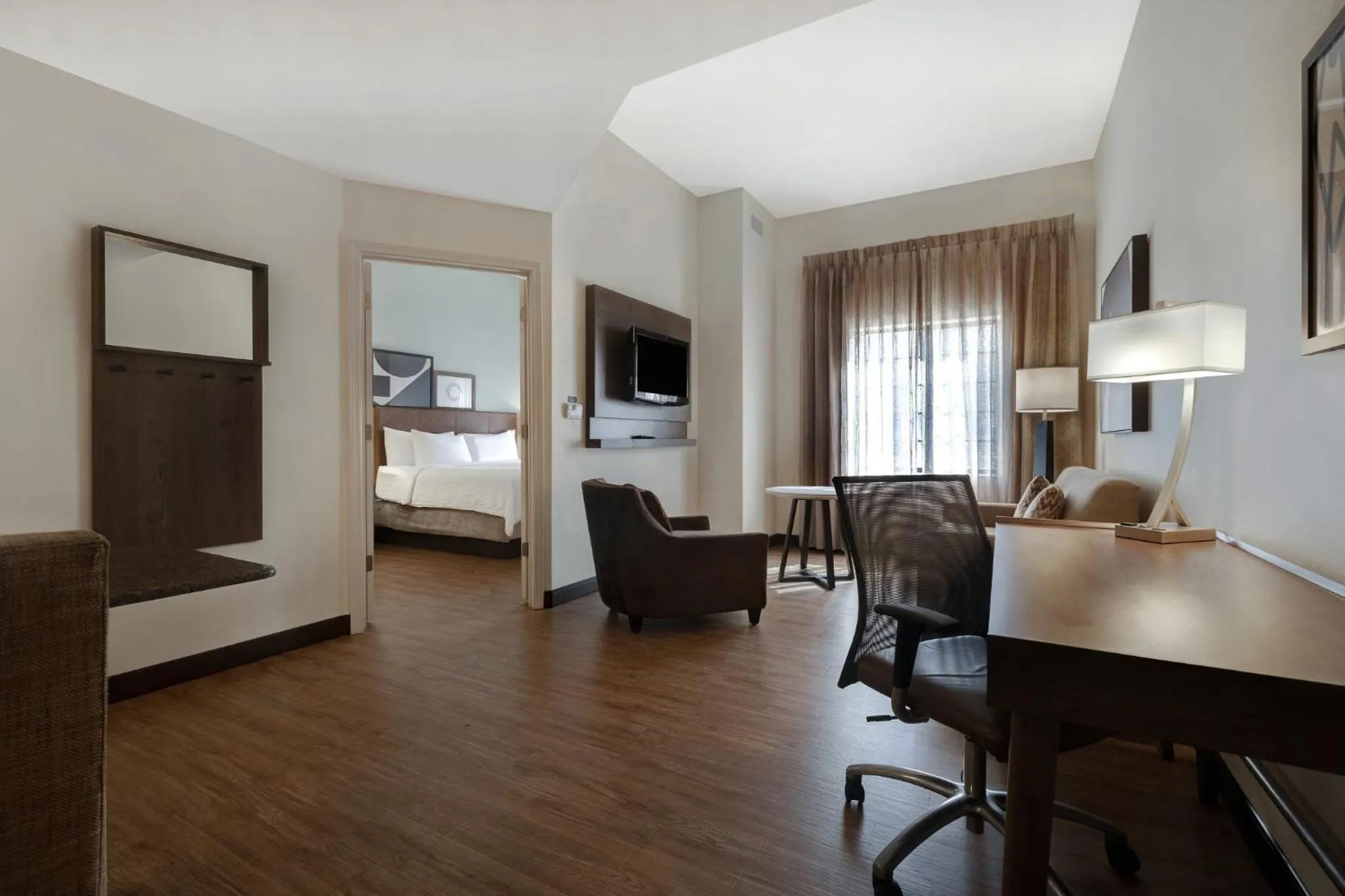 Photo of the whole room, Bed in Staybridge Suites Tallahassee I-10 East by IHG