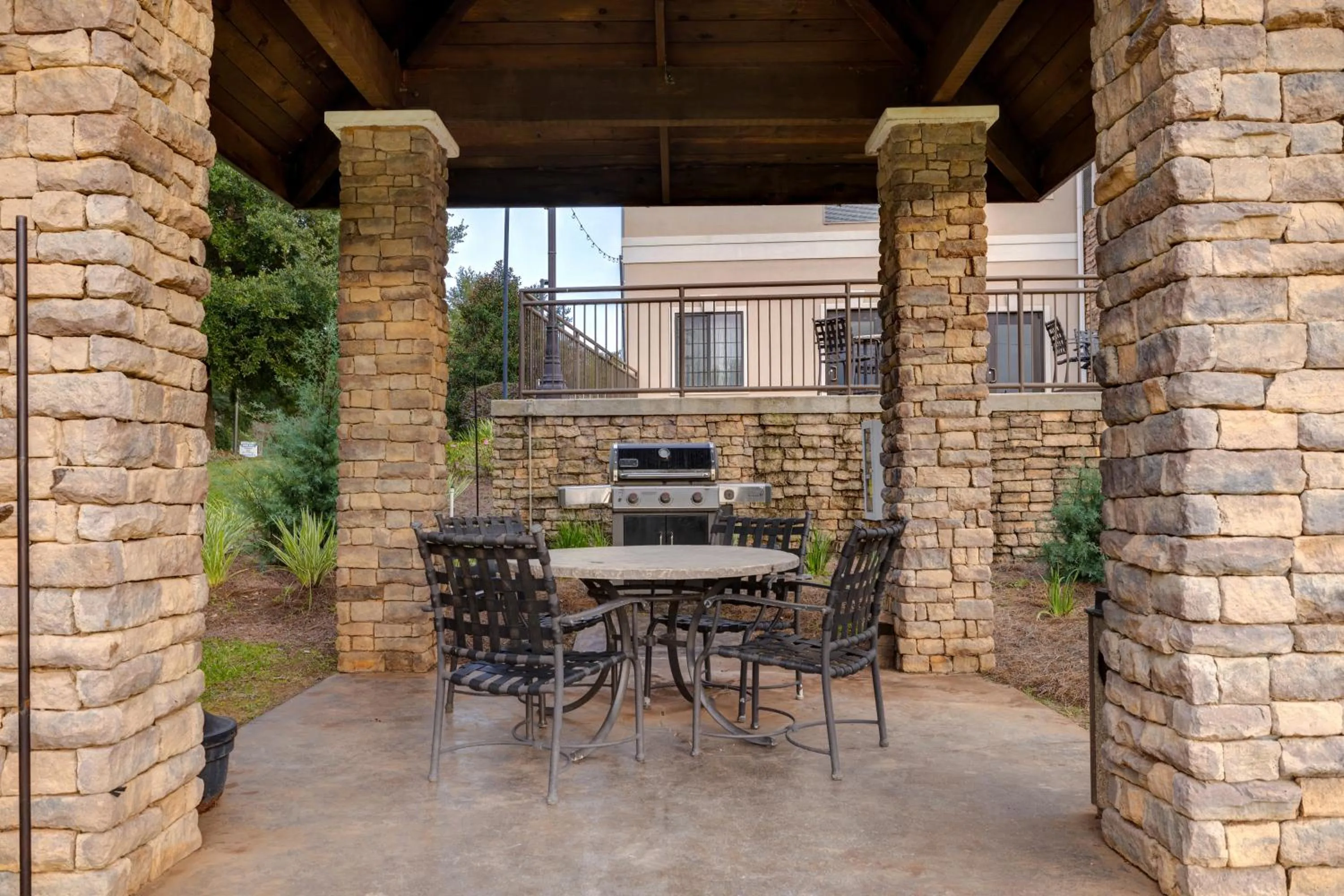 Patio in Staybridge Suites Tallahassee I-10 East by IHG