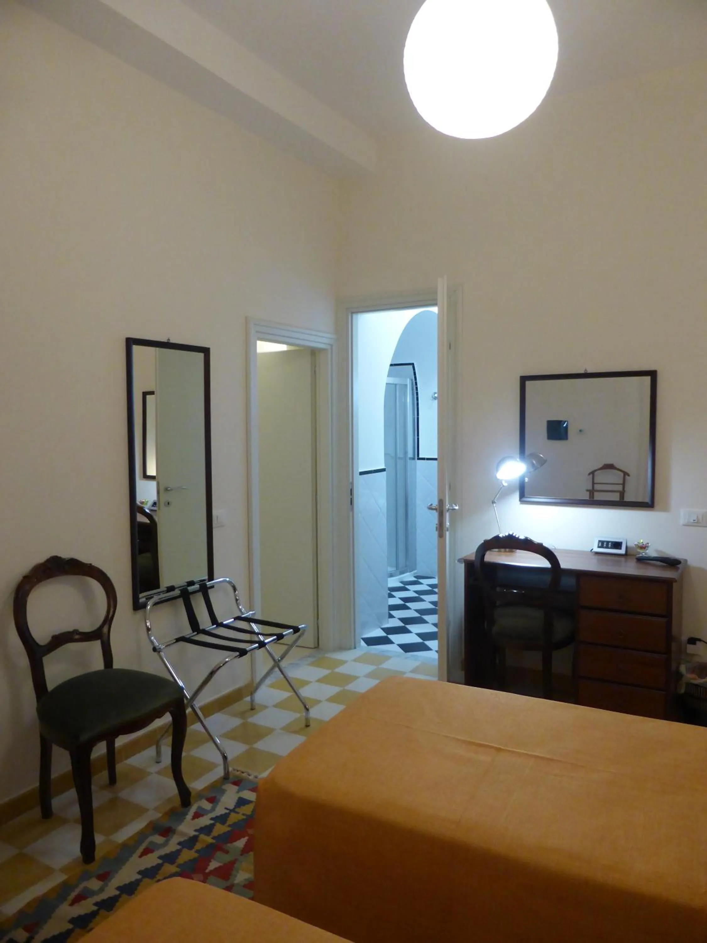 Photo of the whole room, Bed in 301B&B